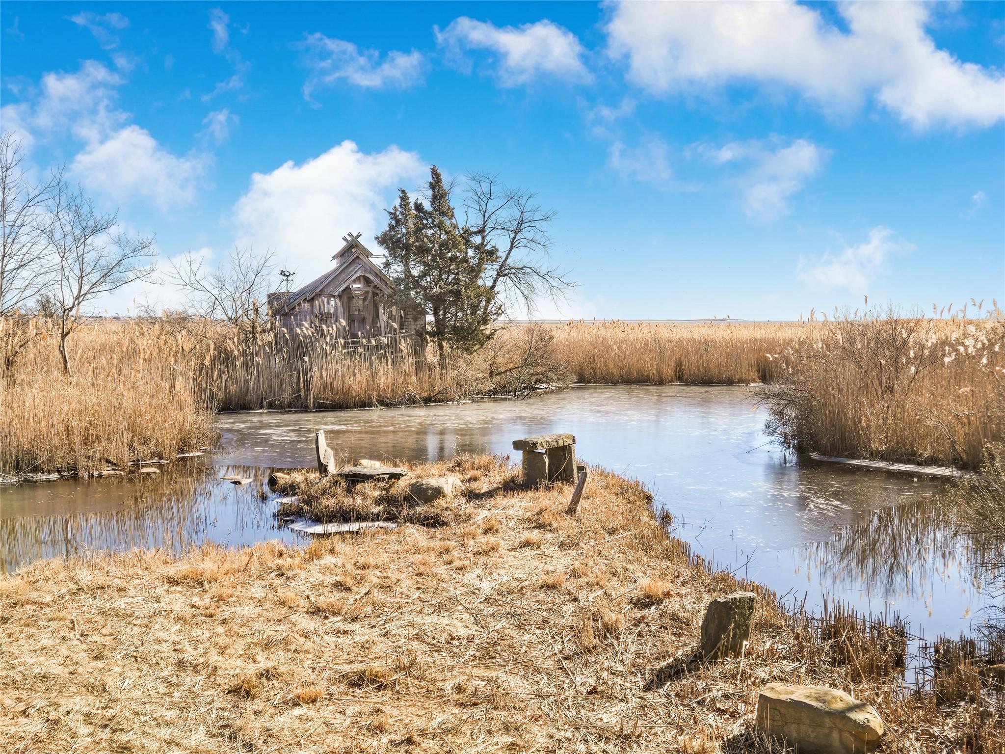 59 Burnett Lane, Brookhaven, NY 11719