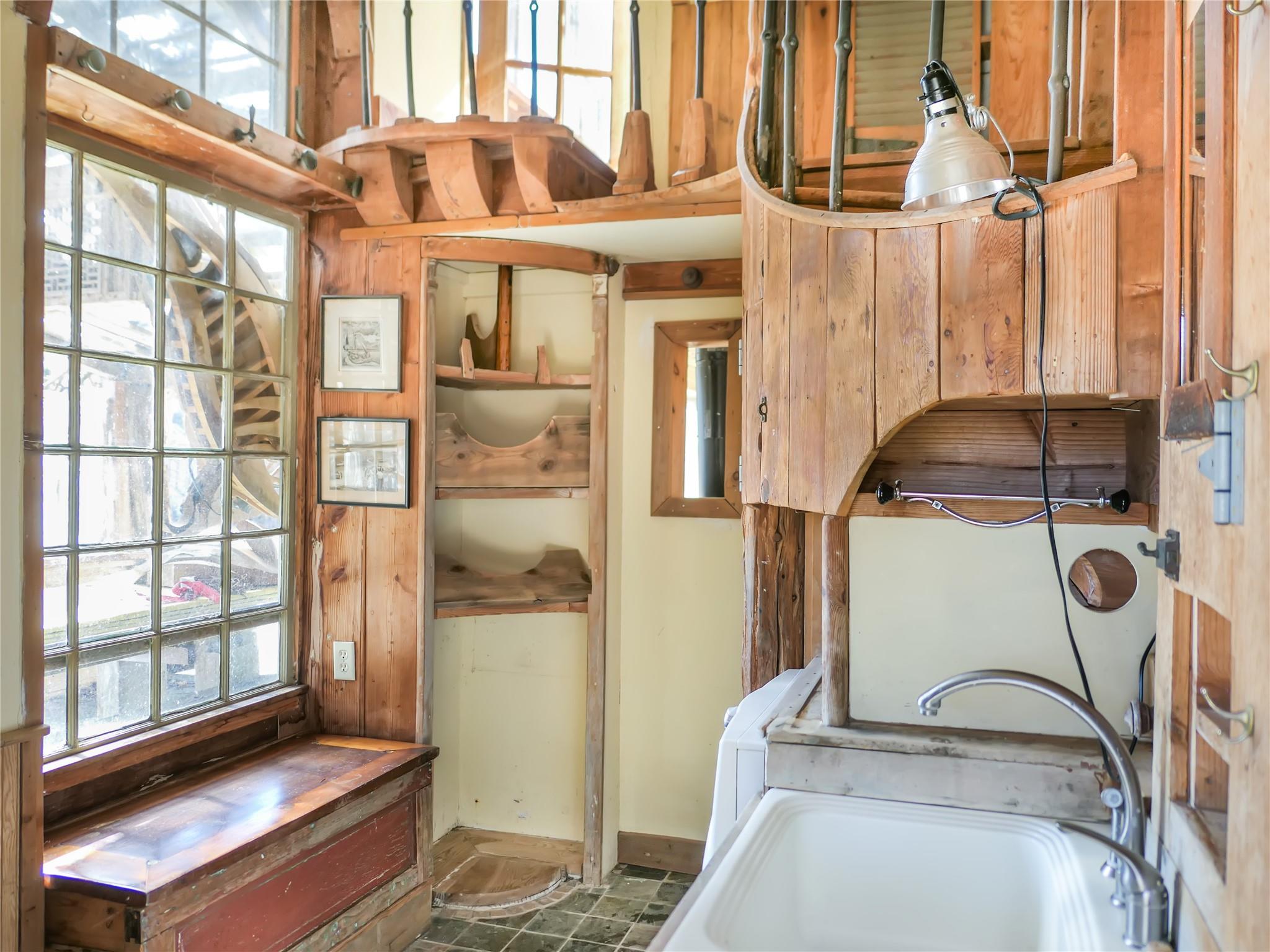 59 Burnett Lane, Brookhaven, NY 11719