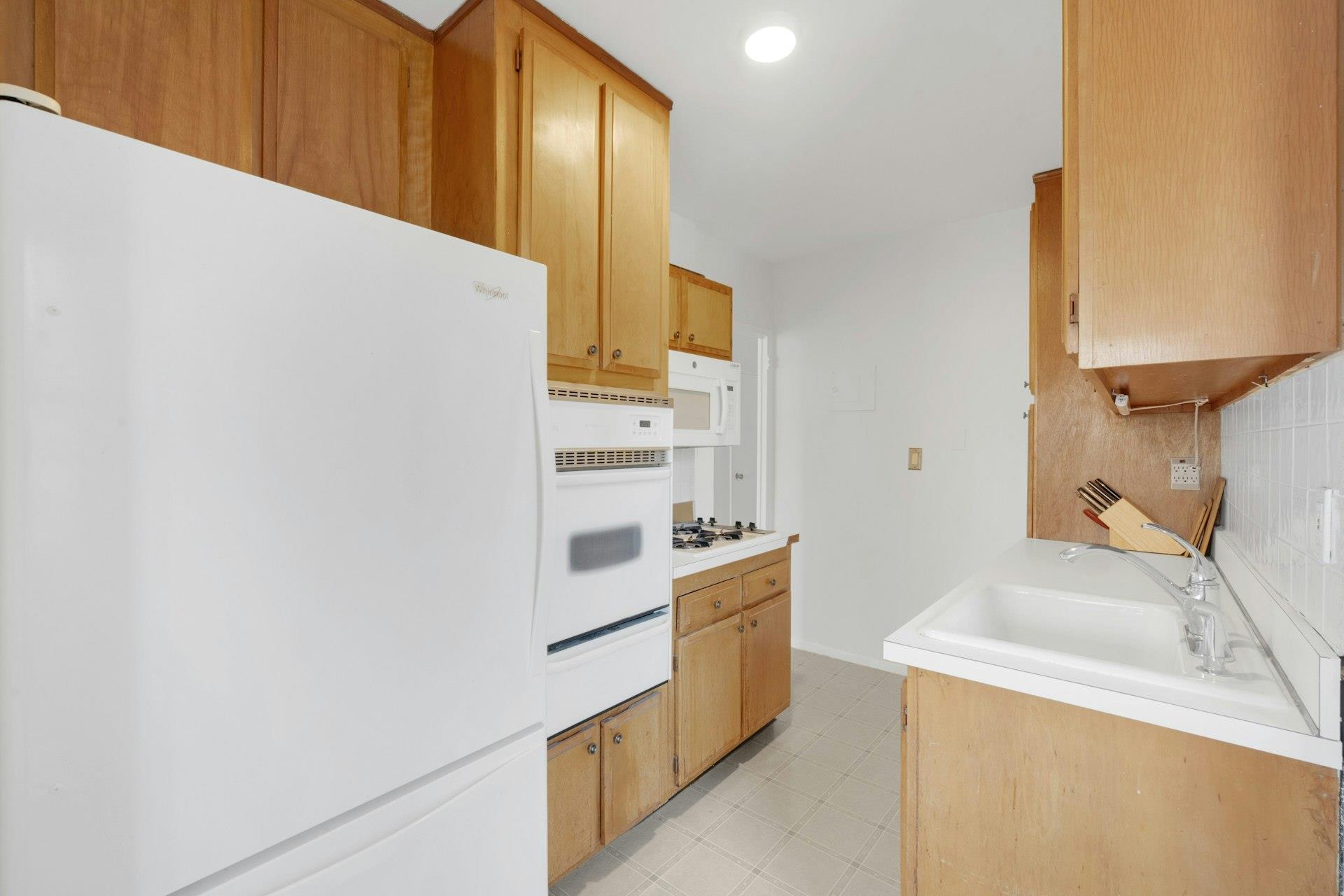 250 Garth Road # 1J3, Scarsdale, NY 10583