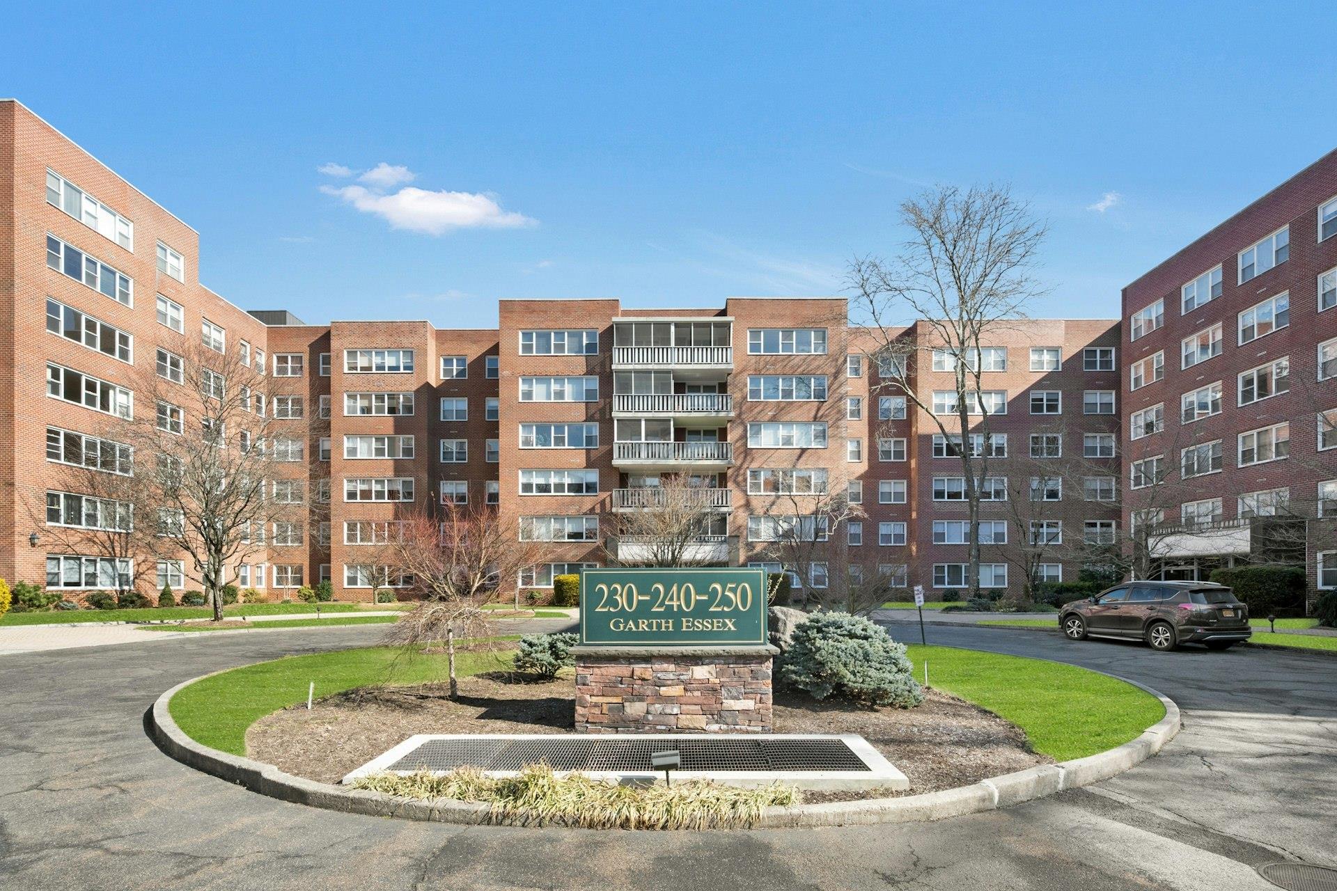 250 Garth Road # 1J3, Scarsdale, NY 10583