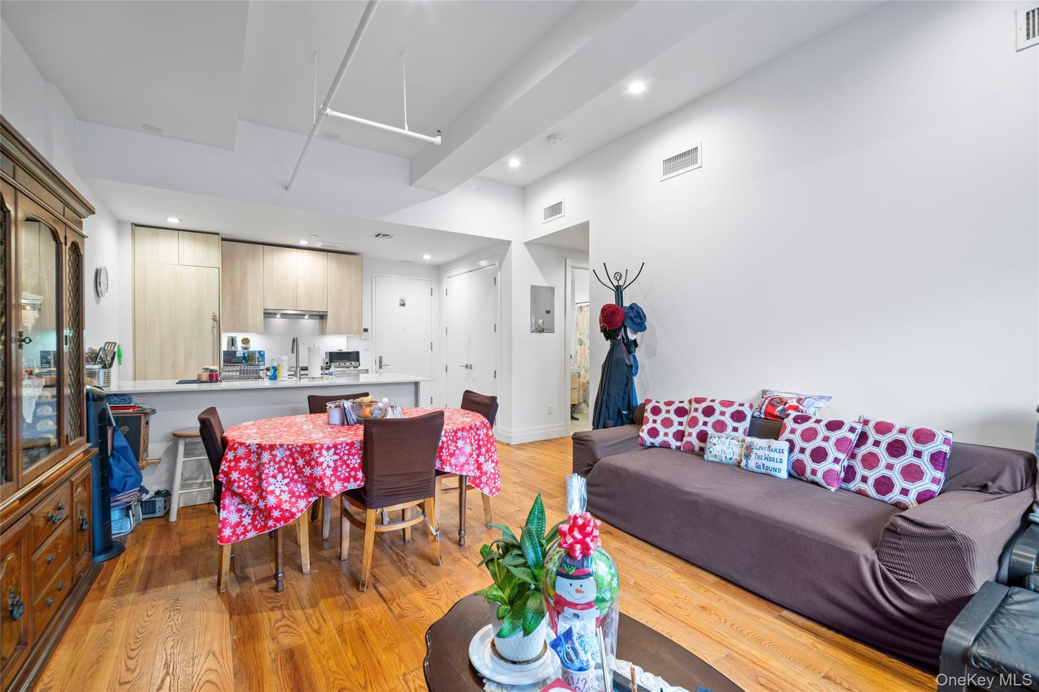 850 Metropolitan Avenue # 1E, Brooklyn, NY 11211