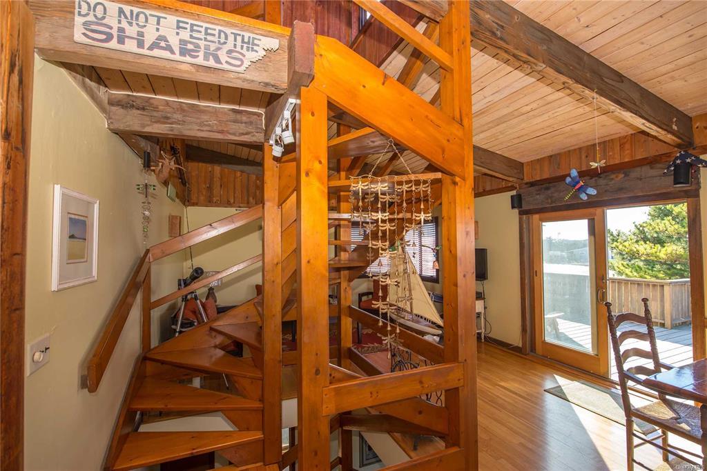 1 Spindrift Walk, Davis Park, NY 11772