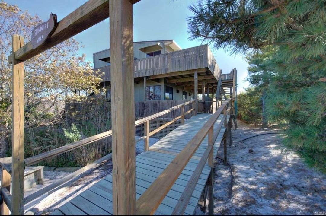 1 Spindrift Walk, Davis Park, NY 11772