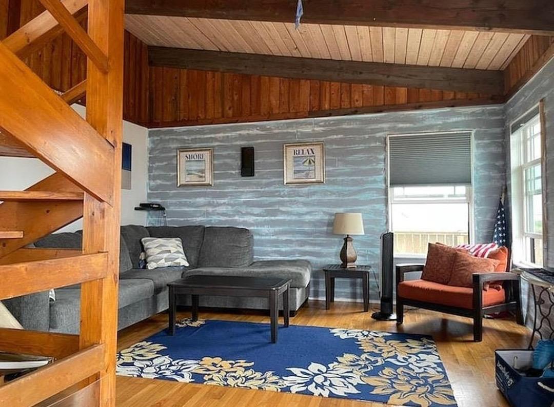 1 Spindrift Walk, Davis Park, NY 11772