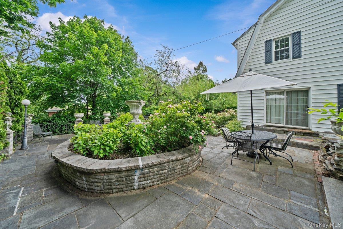 2711 Edgehill Avenue, Bronx, NY 10463