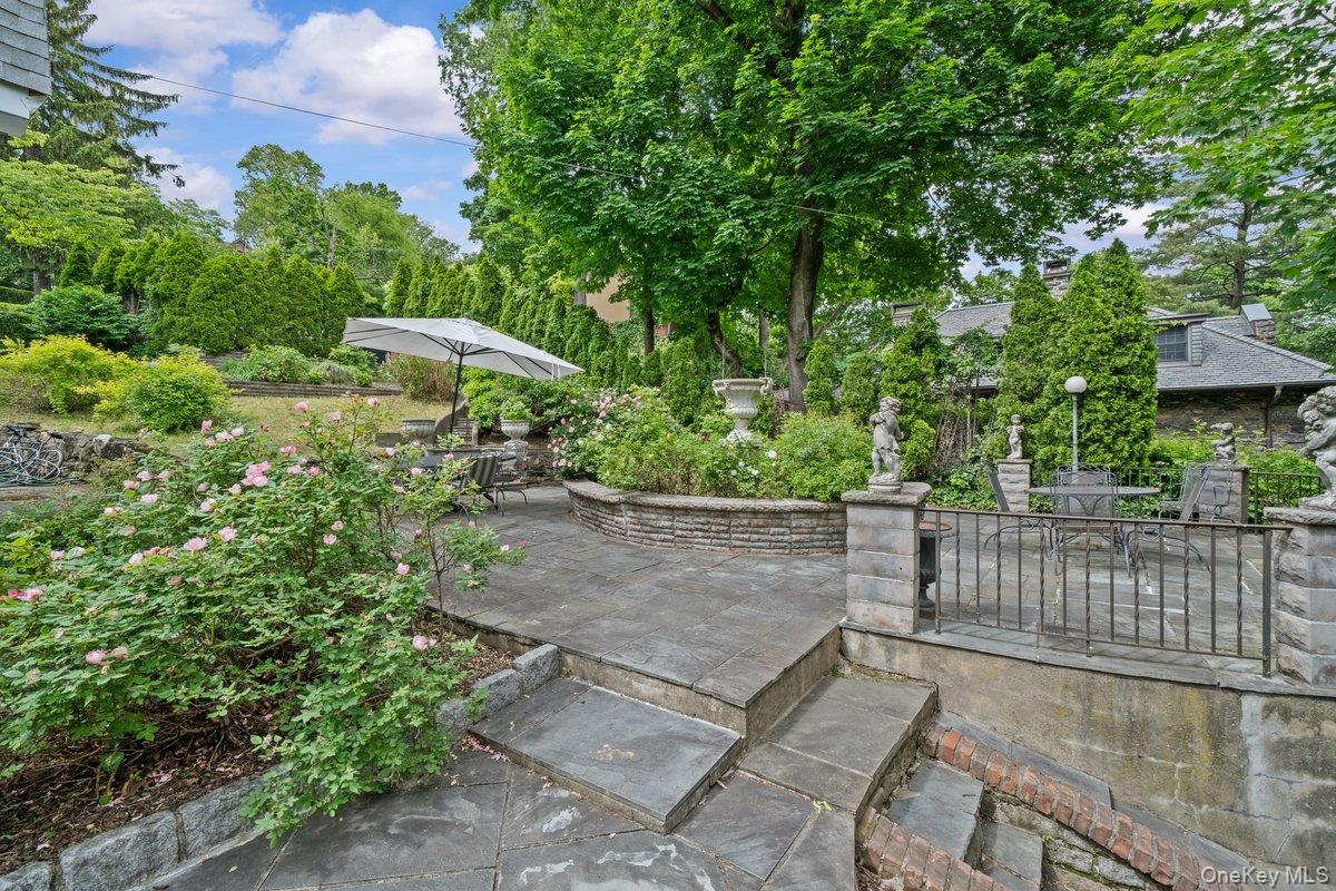 2711 Edgehill Avenue, Bronx, NY 10463