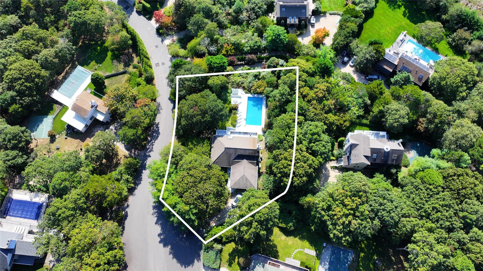 29 Kenwood Road, Southampton, NY 11968