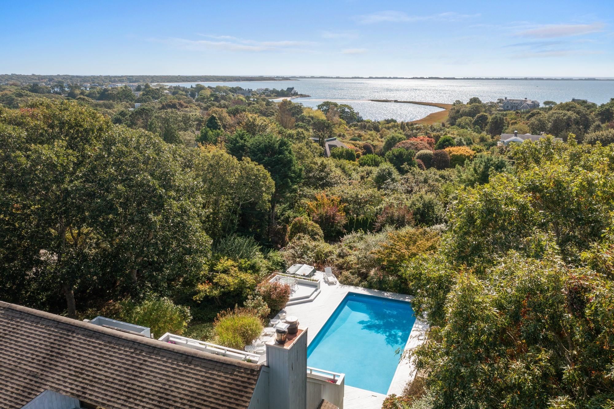 29 Kenwood Road, Southampton, NY 11968