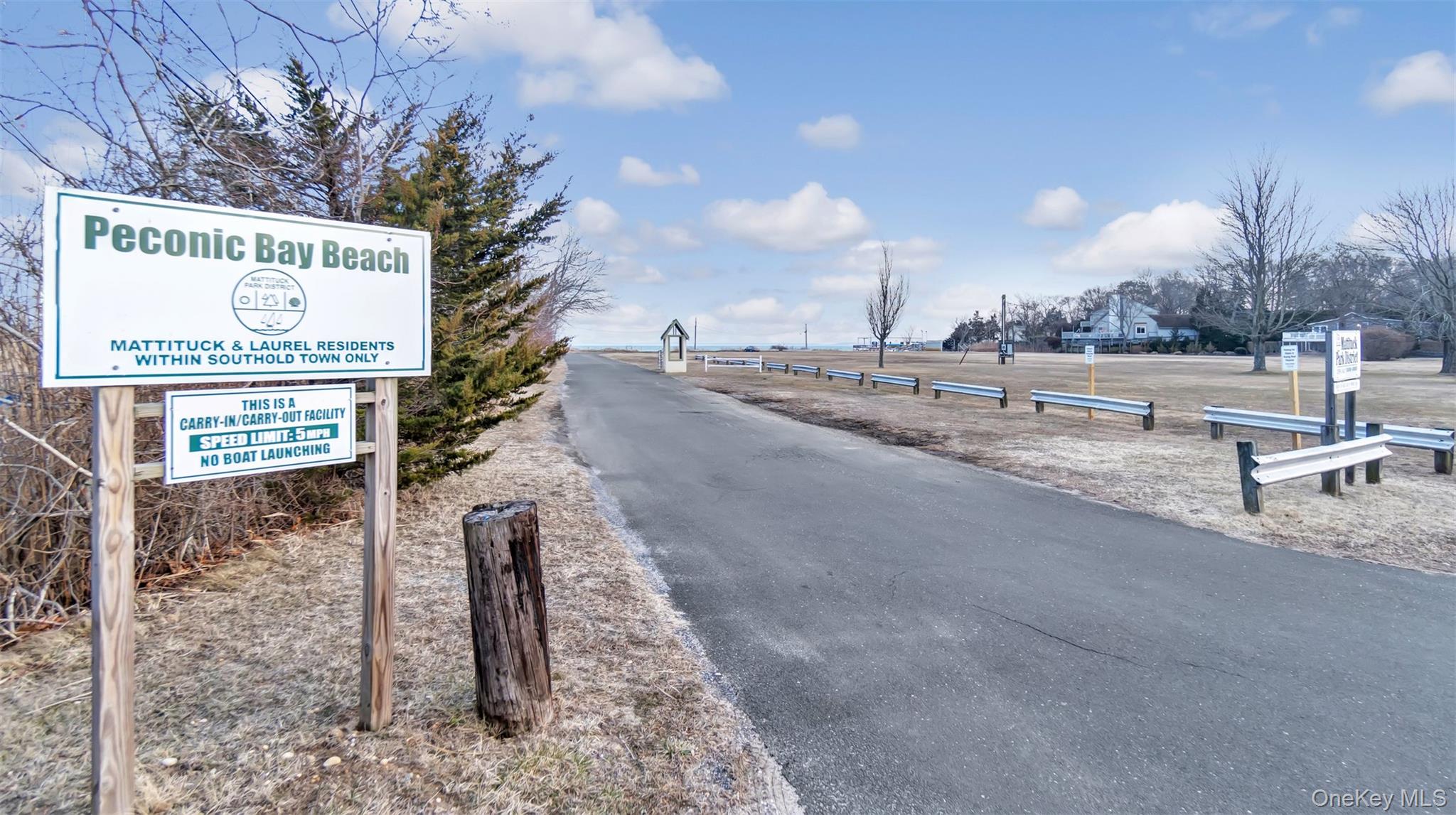 5225 Peconic Bay Boulevard, Laurel, NY 11948