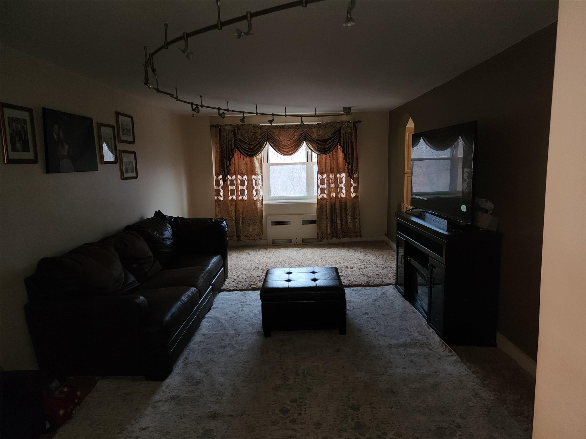 98 Dehaven Drive # 4 D, Yonkers, NY 10703