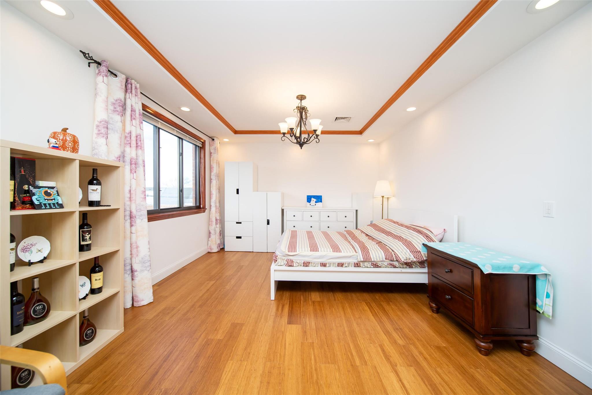 56-18 187th Street, Fresh Meadows, NY 11365