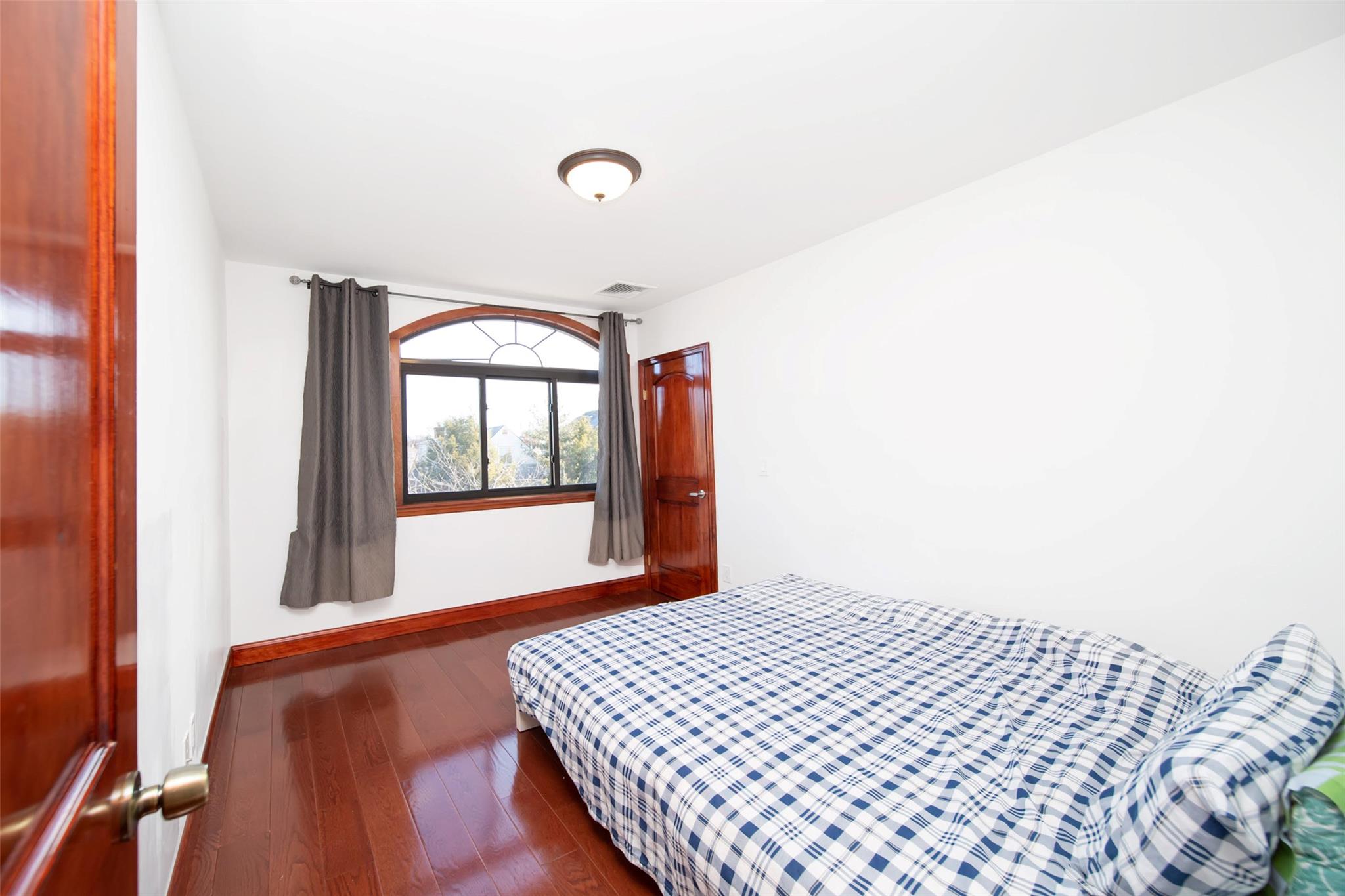 56-18 187th Street, Fresh Meadows, NY 11365