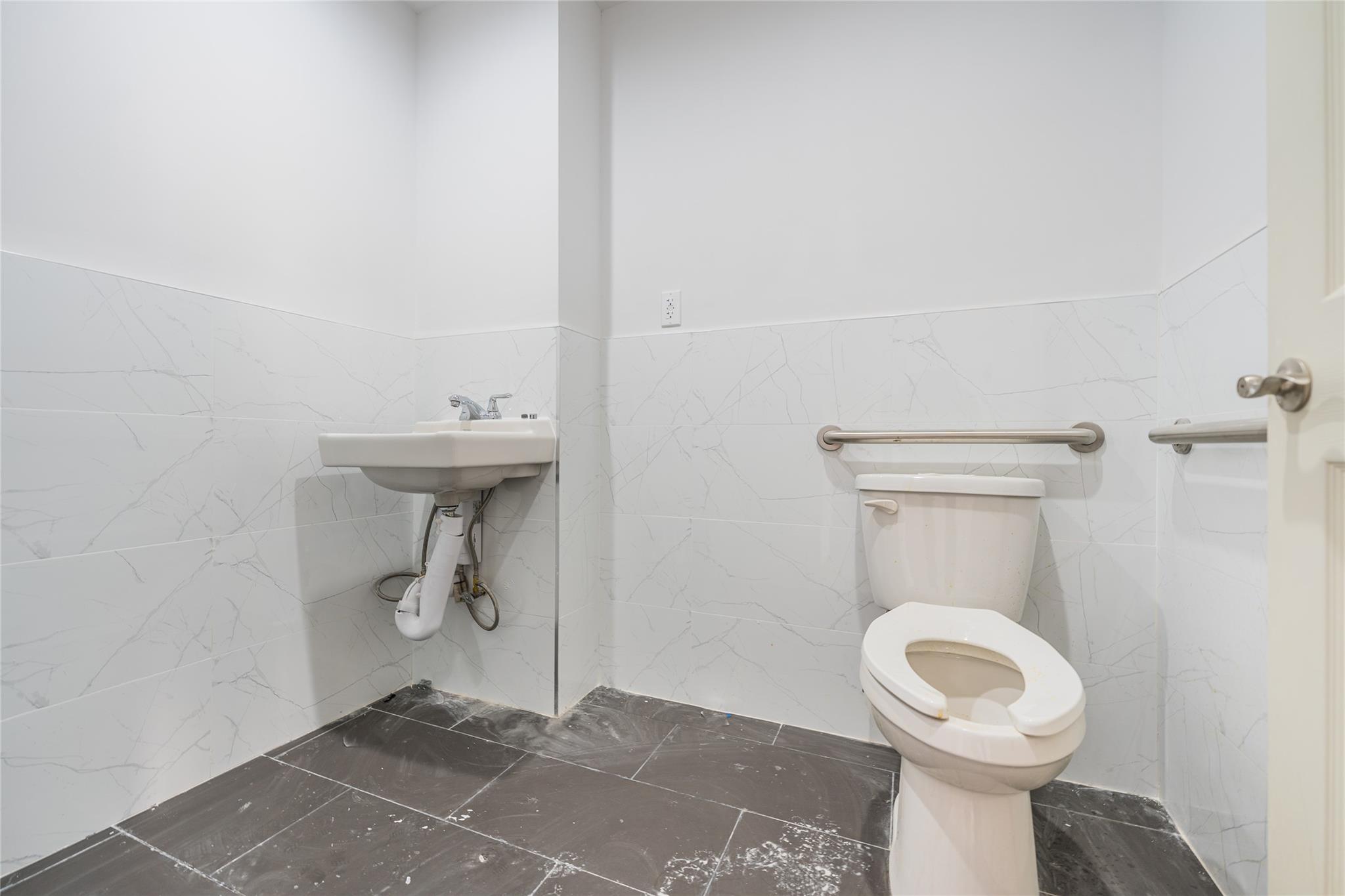 828 57th Street # #5, Brooklyn, NY 11220