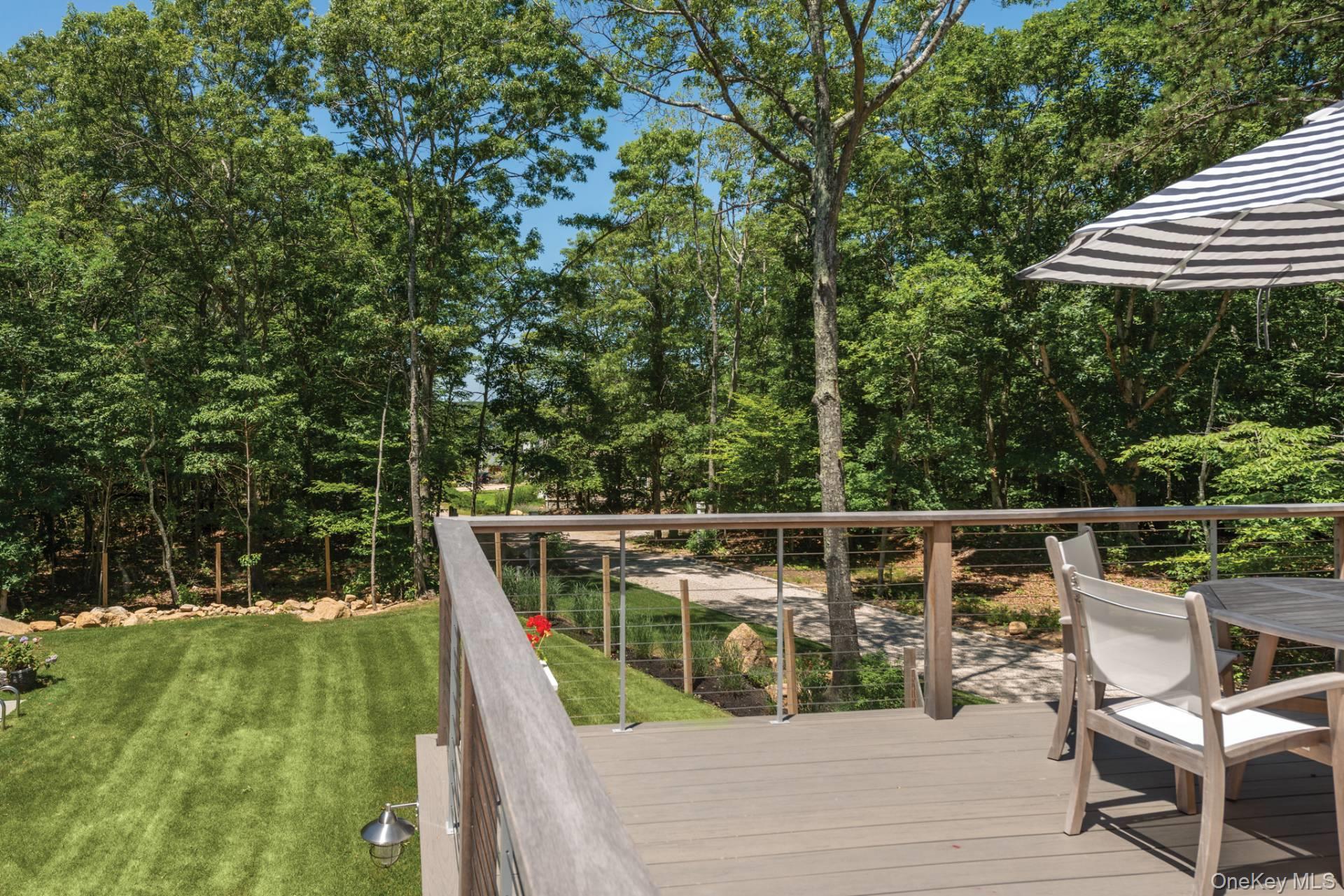 14 Hill Side Lane, East Hampton, NY 11937