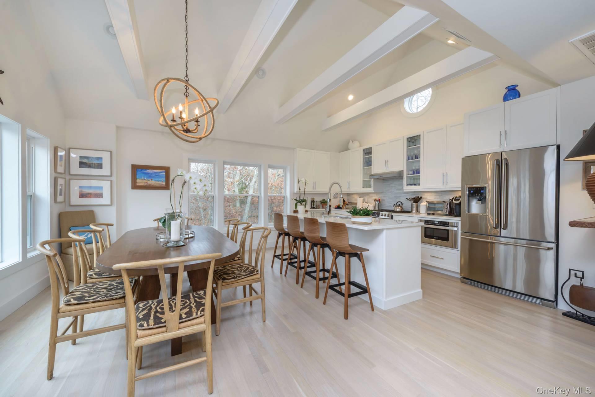 14 Hill Side Lane, East Hampton, NY 11937