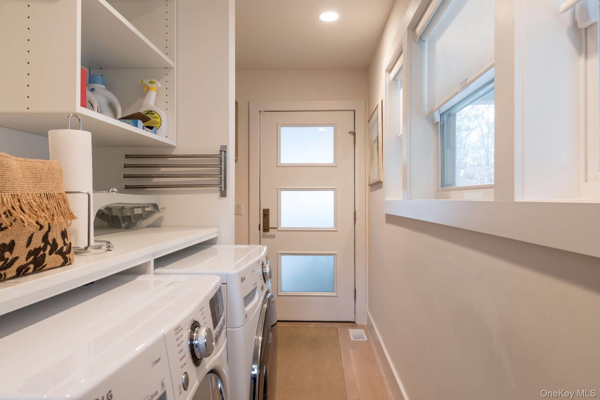 14 Hill Side Lane, East Hampton, NY 11937