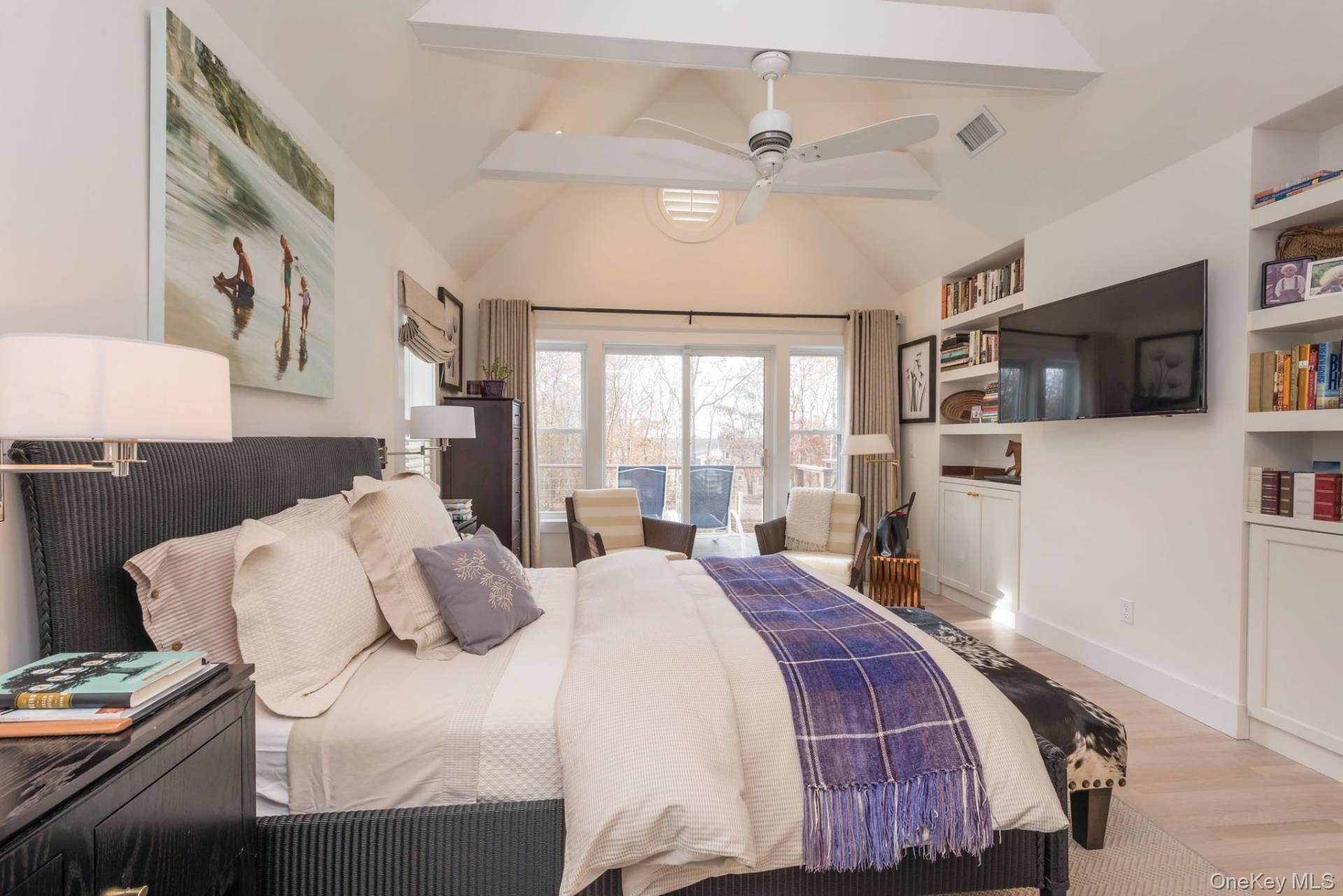 14 Hill Side Lane, East Hampton, NY 11937