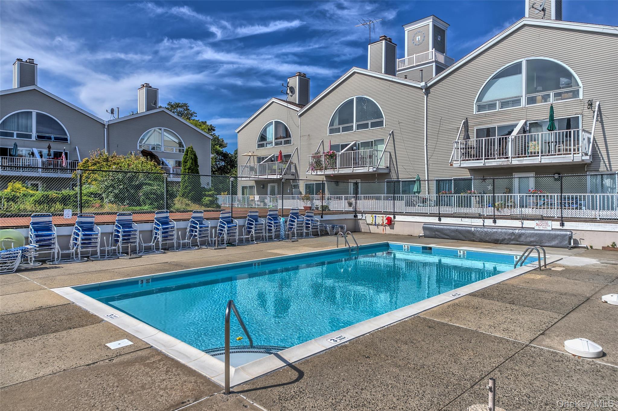 12 Windward Lane # 11, Bronx, NY 10464