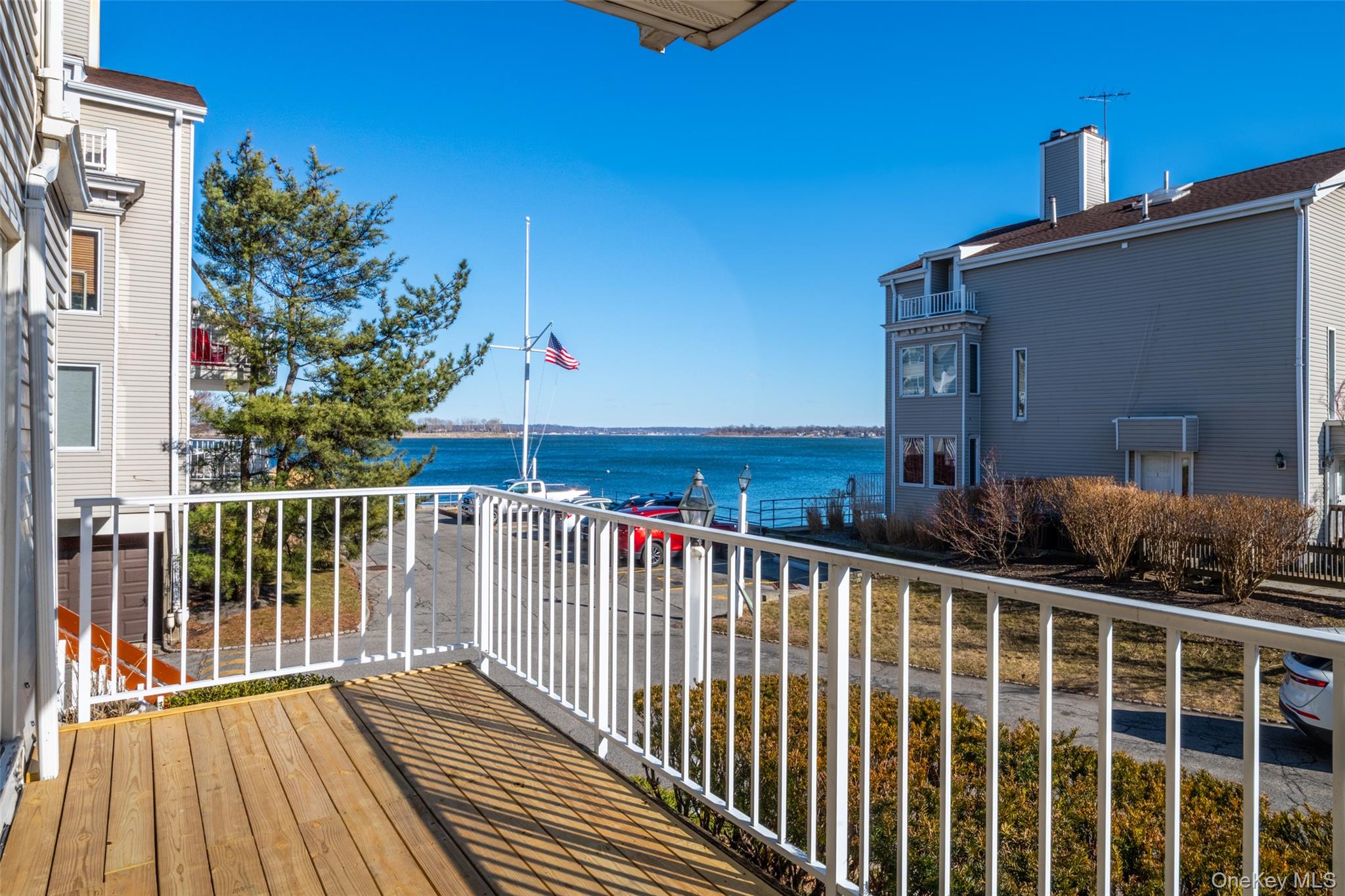 12 Windward Lane # 11, Bronx, NY 10464