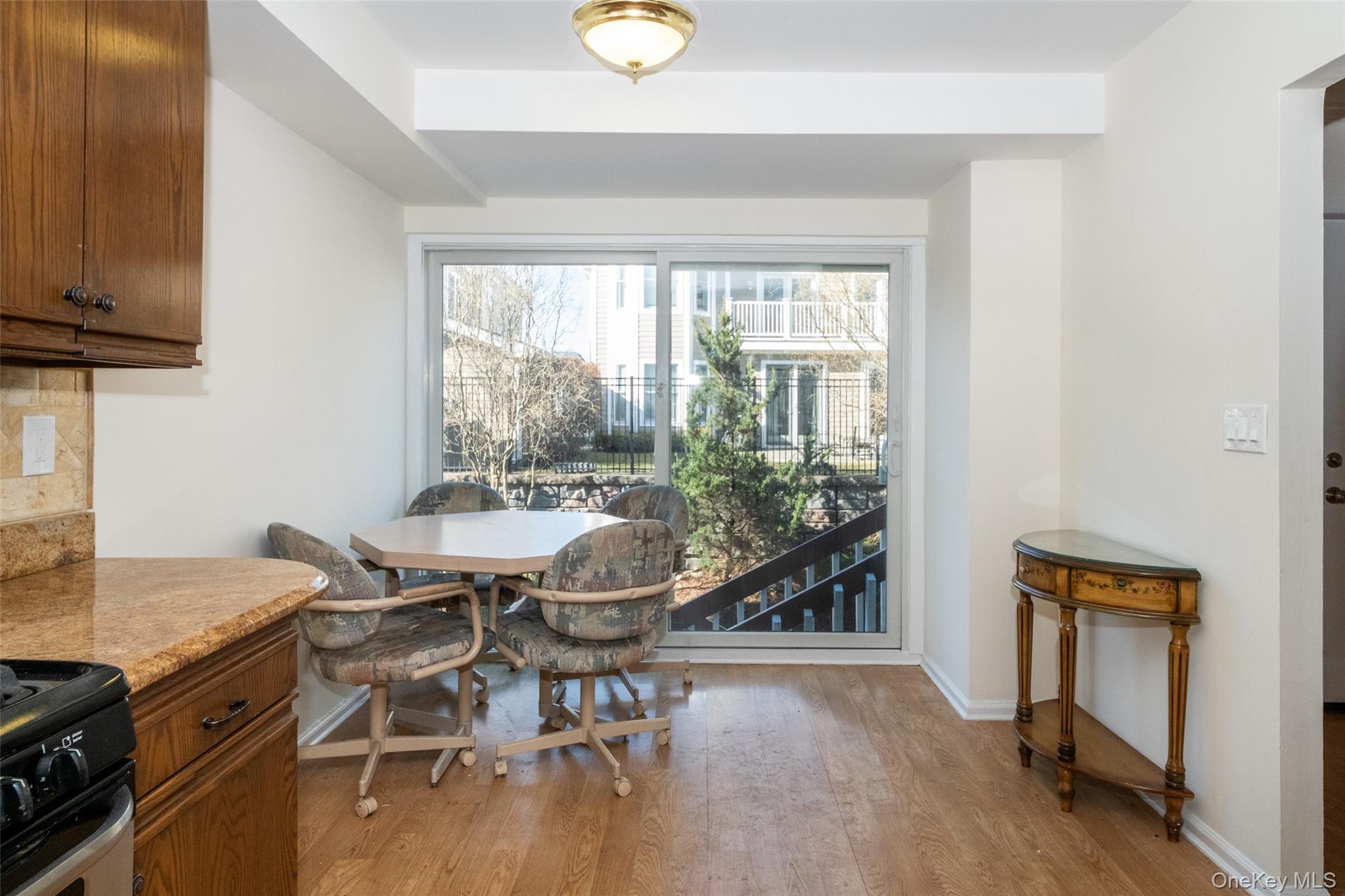 12 Windward Lane # 11, Bronx, NY 10464