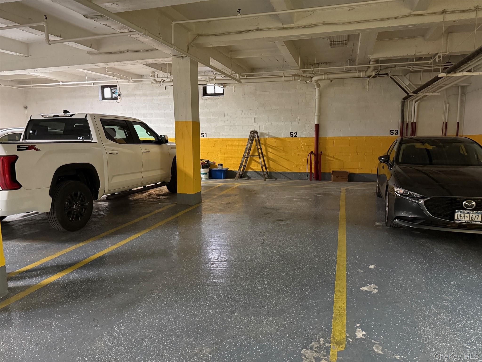 11 Wooleys Lane # 1k, Great Neck, NY 11023