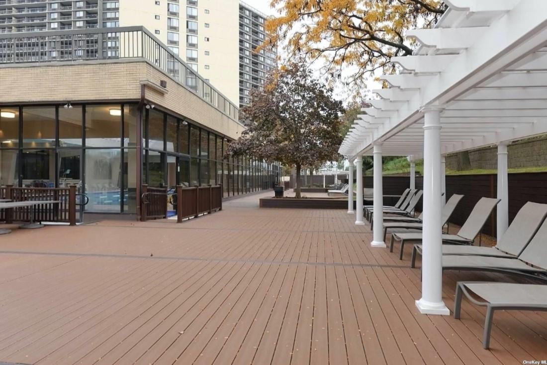 1 Bay Club Drive # 5B, Bayside, NY 11360