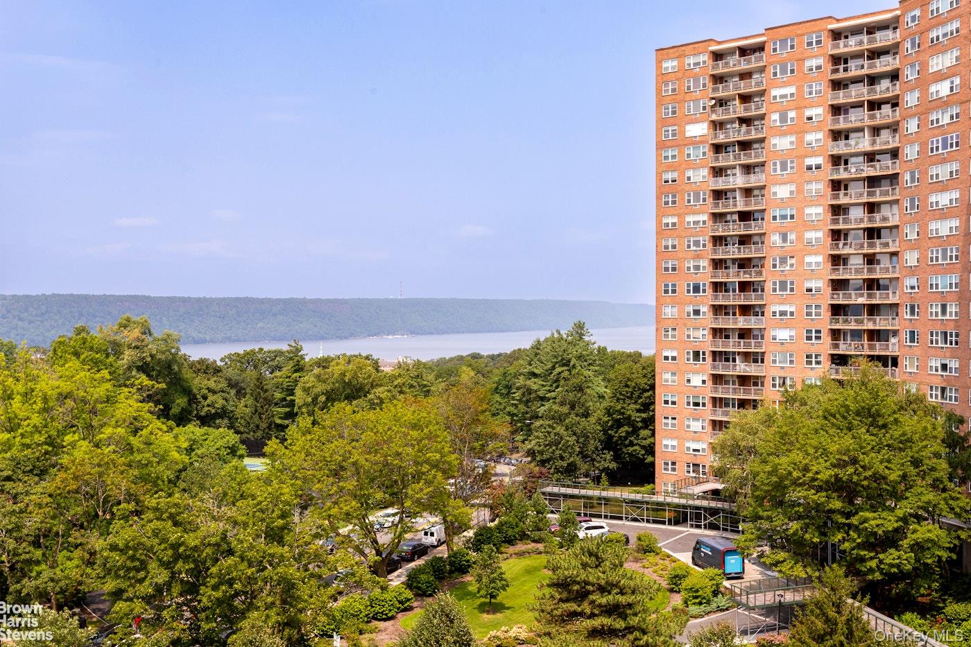 5700 Arlington Avenue # 11X, Bronx, NY 10471