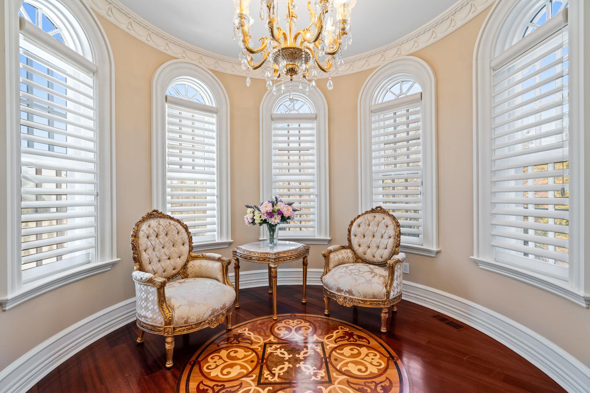 28 Whitney Circle, Glen Cove, NY 11542