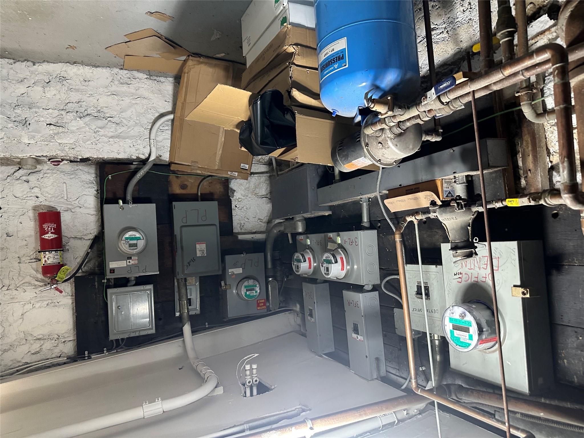 3060 Steinway Street, Astoria, NY 11103