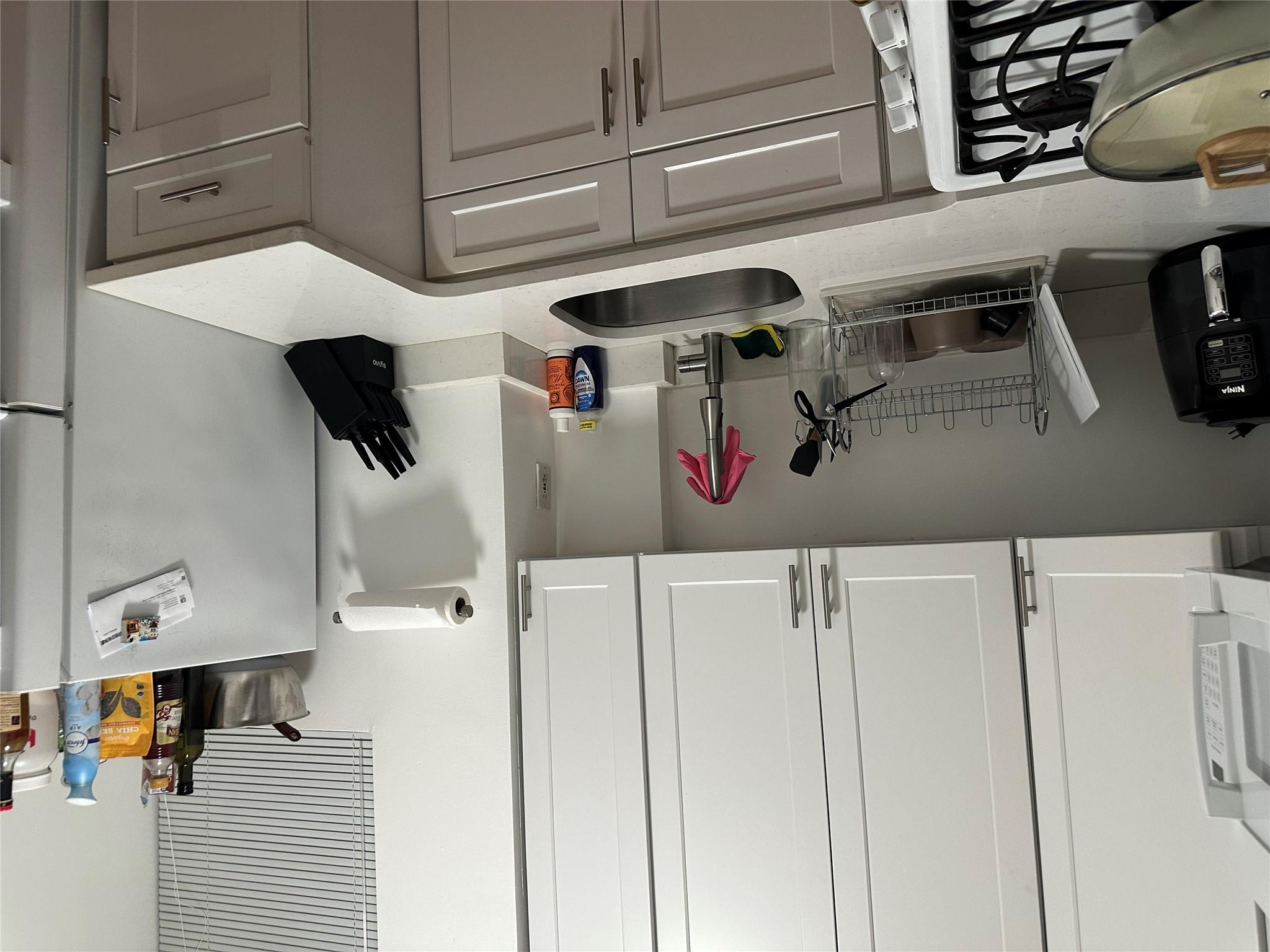 3060 Steinway Street, Astoria, NY 11103