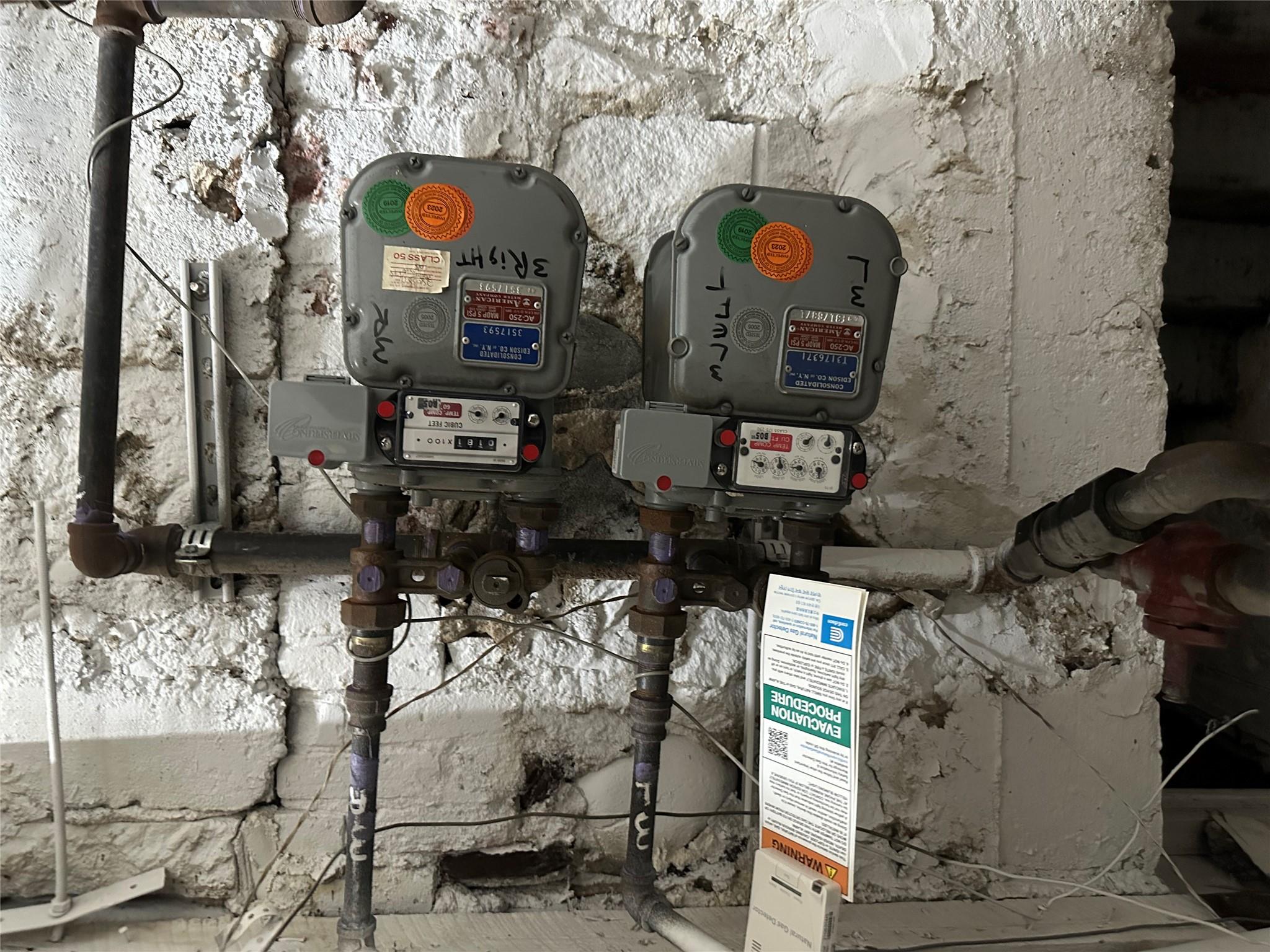 3060 Steinway Street, Astoria, NY 11103