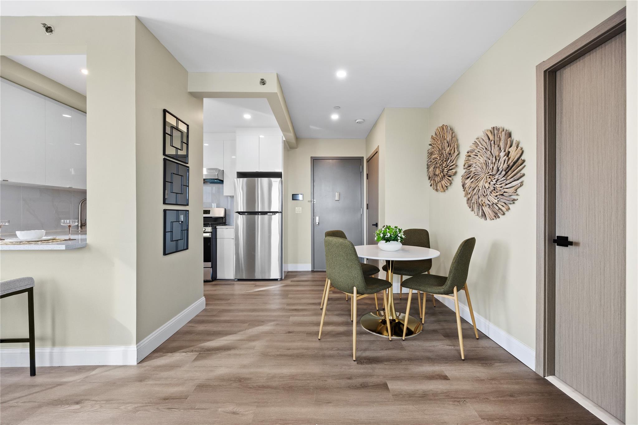 163-07 72nd Ave # 5F, Fresh Meadows, NY 11365