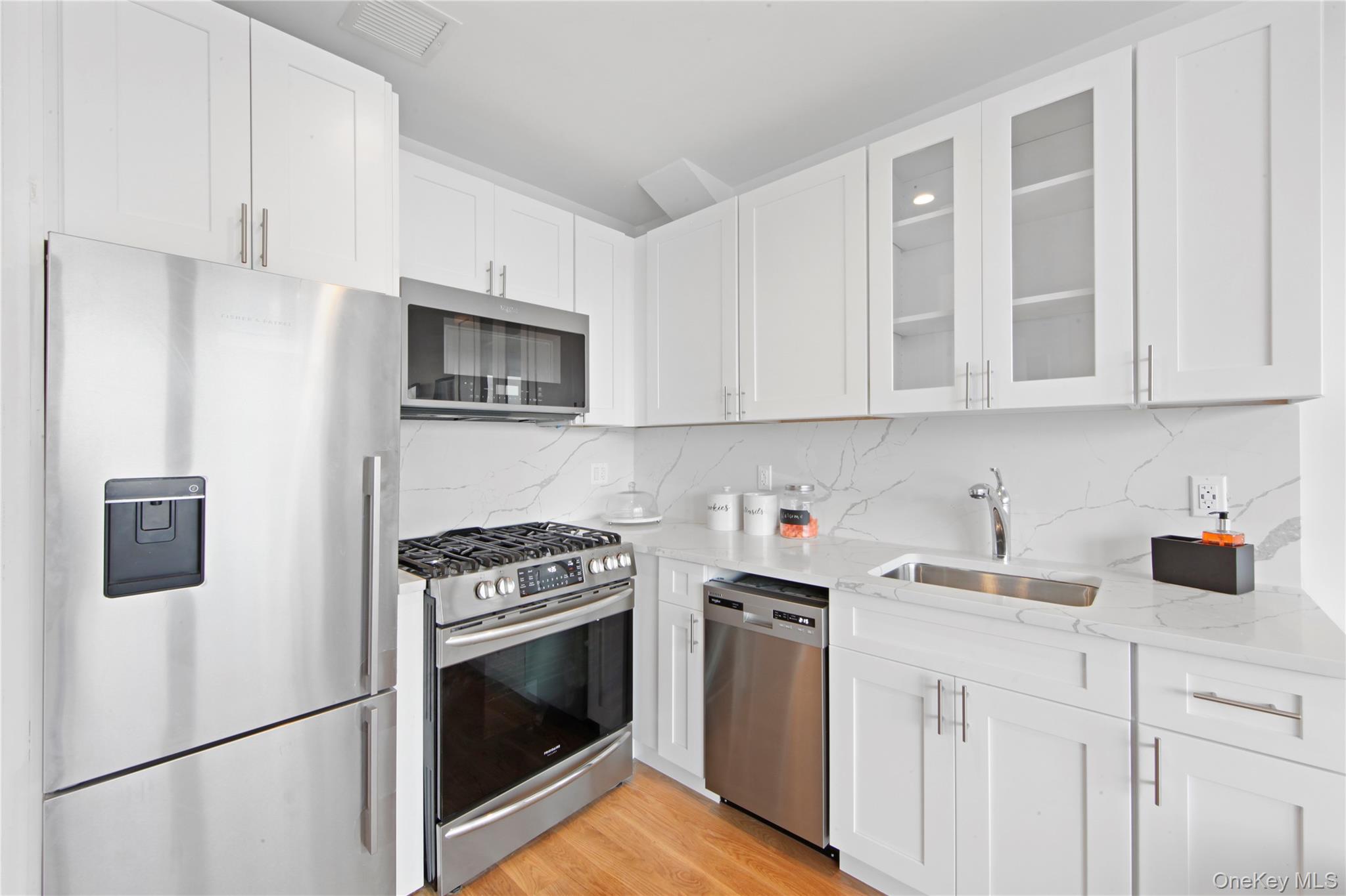 163 Beach 96th Street # 3A, Rockaway Beach, NY 11693