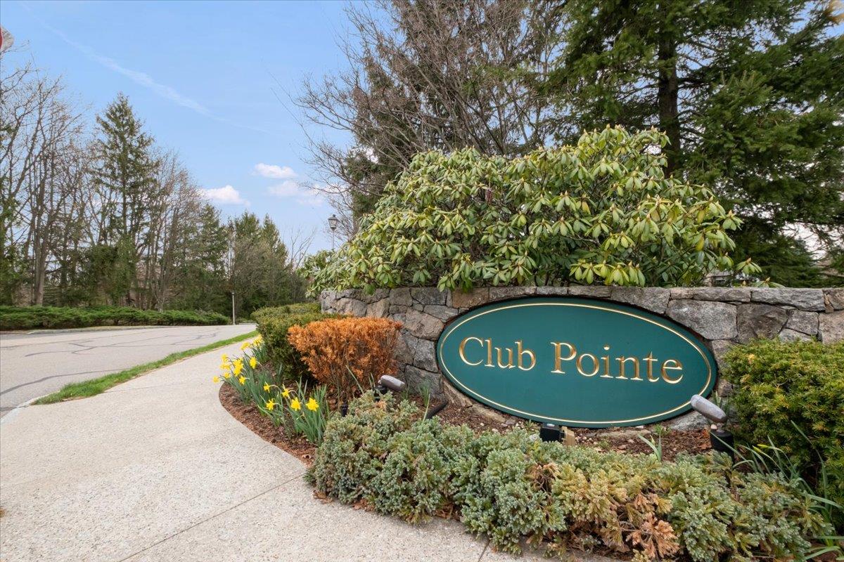 95 Club Pointe Drive, White Plains, NY 10605