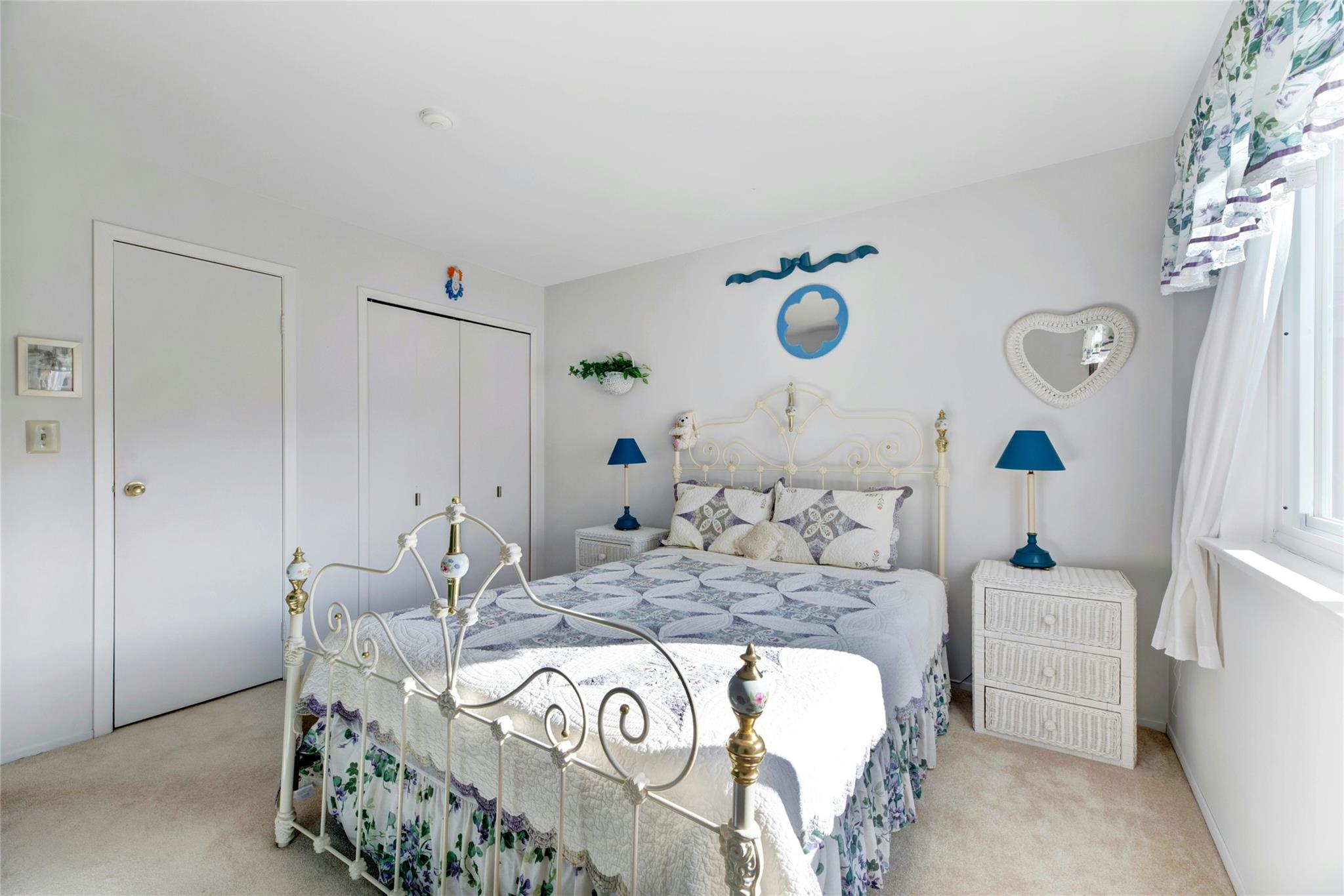 107 E Midland Pond Court, Moriches, NY 11955