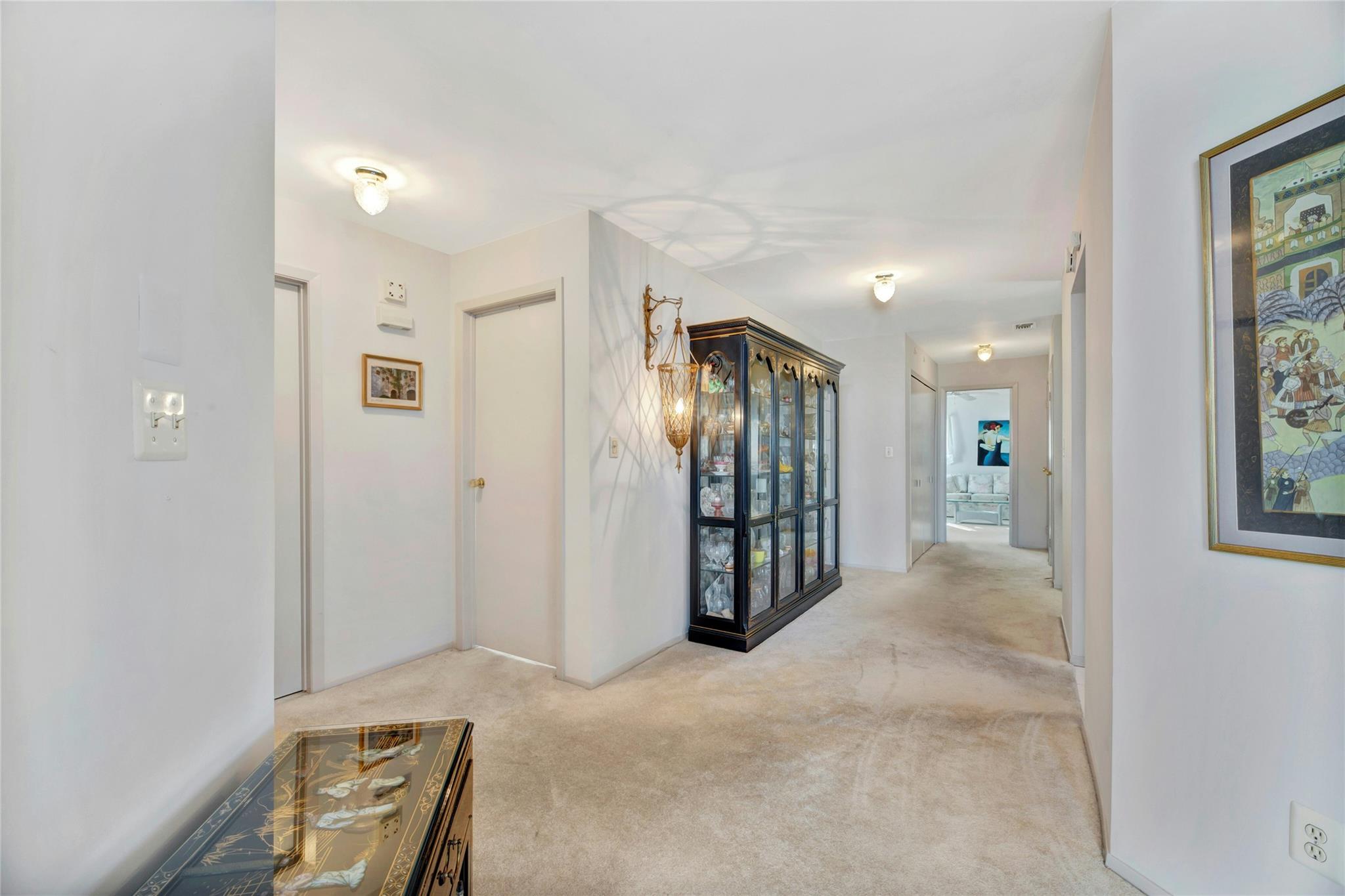 107 E Midland Pond Court, Moriches, NY 11955