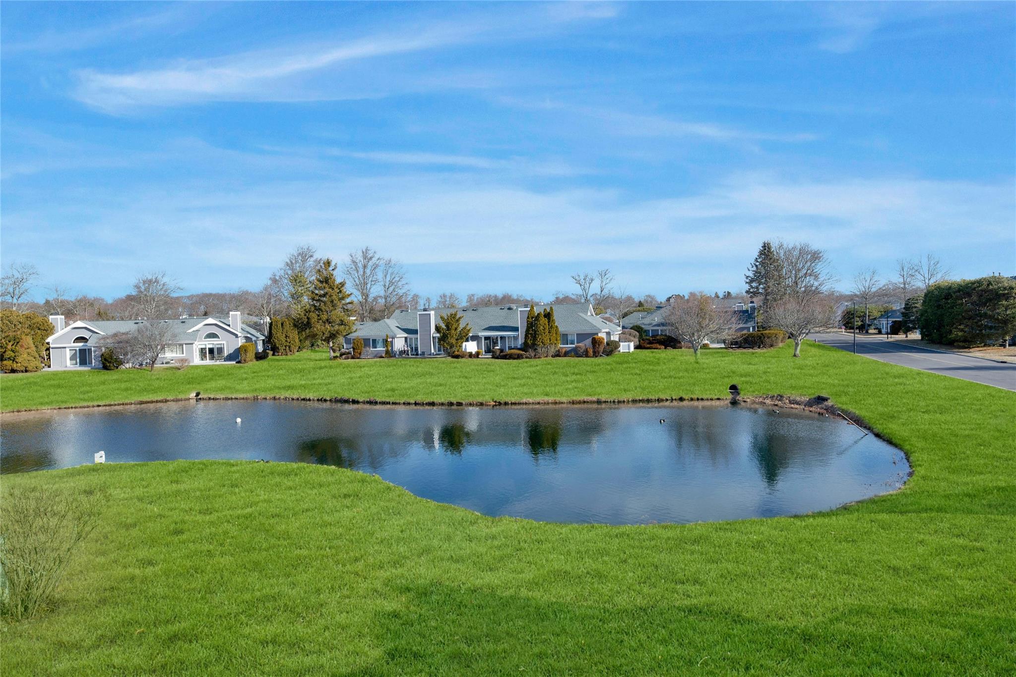 107 E Midland Pond Court, Moriches, NY 11955