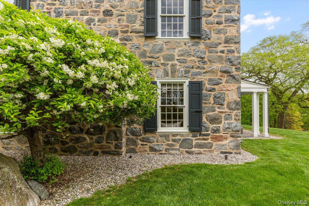 5 Belmont Drive, Irvington, NY 10533