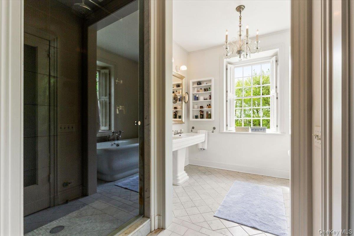 5 Belmont Drive, Irvington, NY 10533