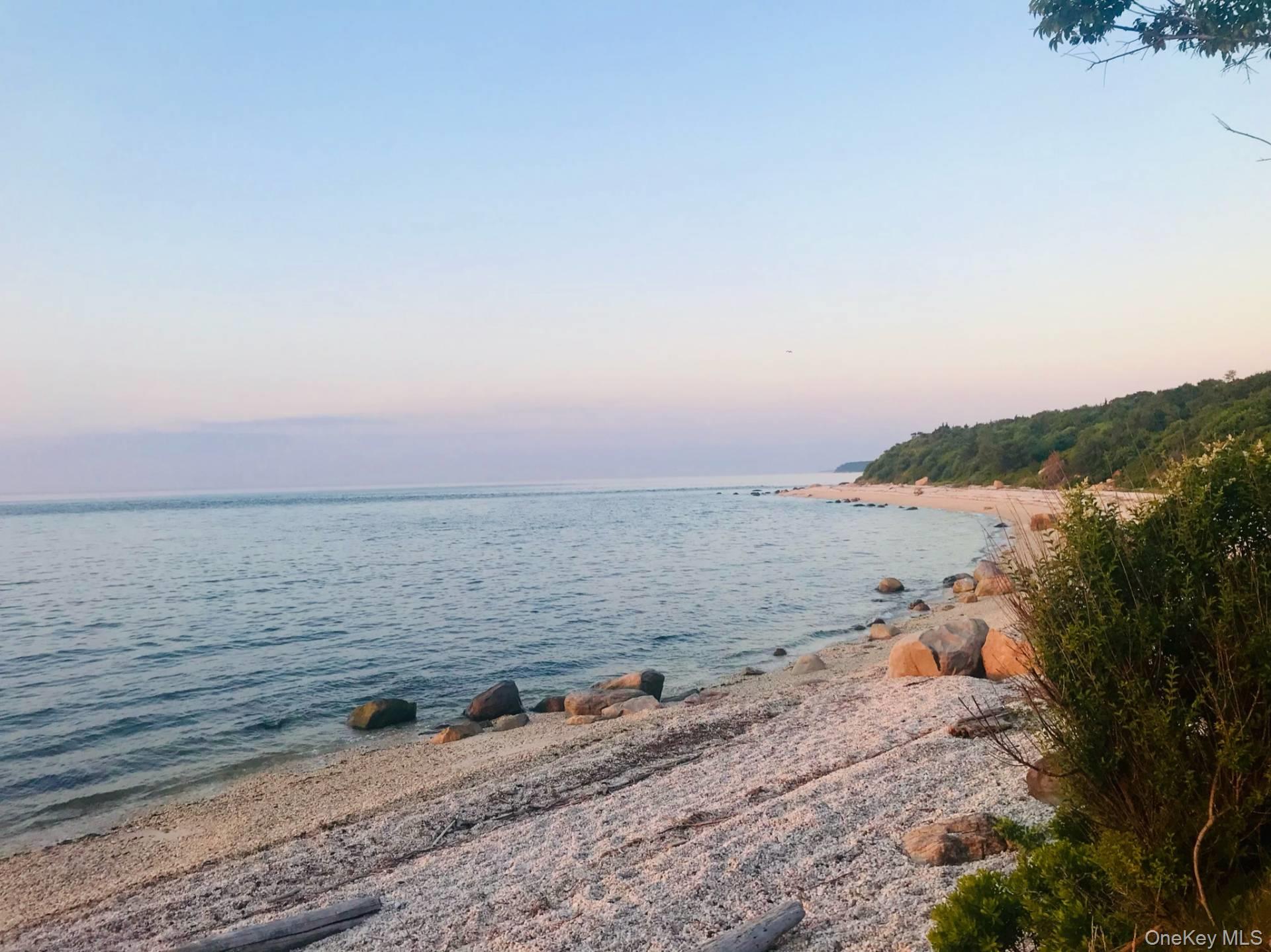 2840 Stars Road, East Marion, NY 11939