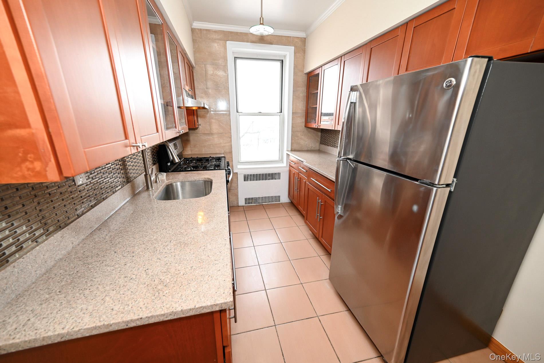 111-39 76th Road # D7, Forest Hills, NY 11375