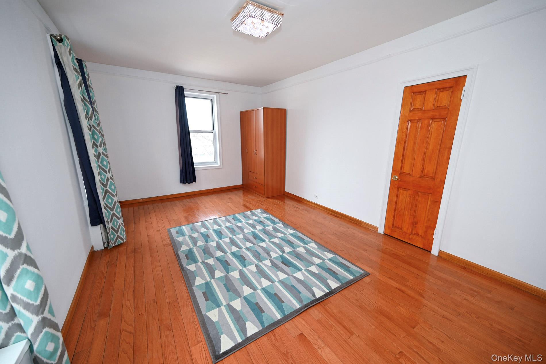 111-39 76th Road # D7, Forest Hills, NY 11375