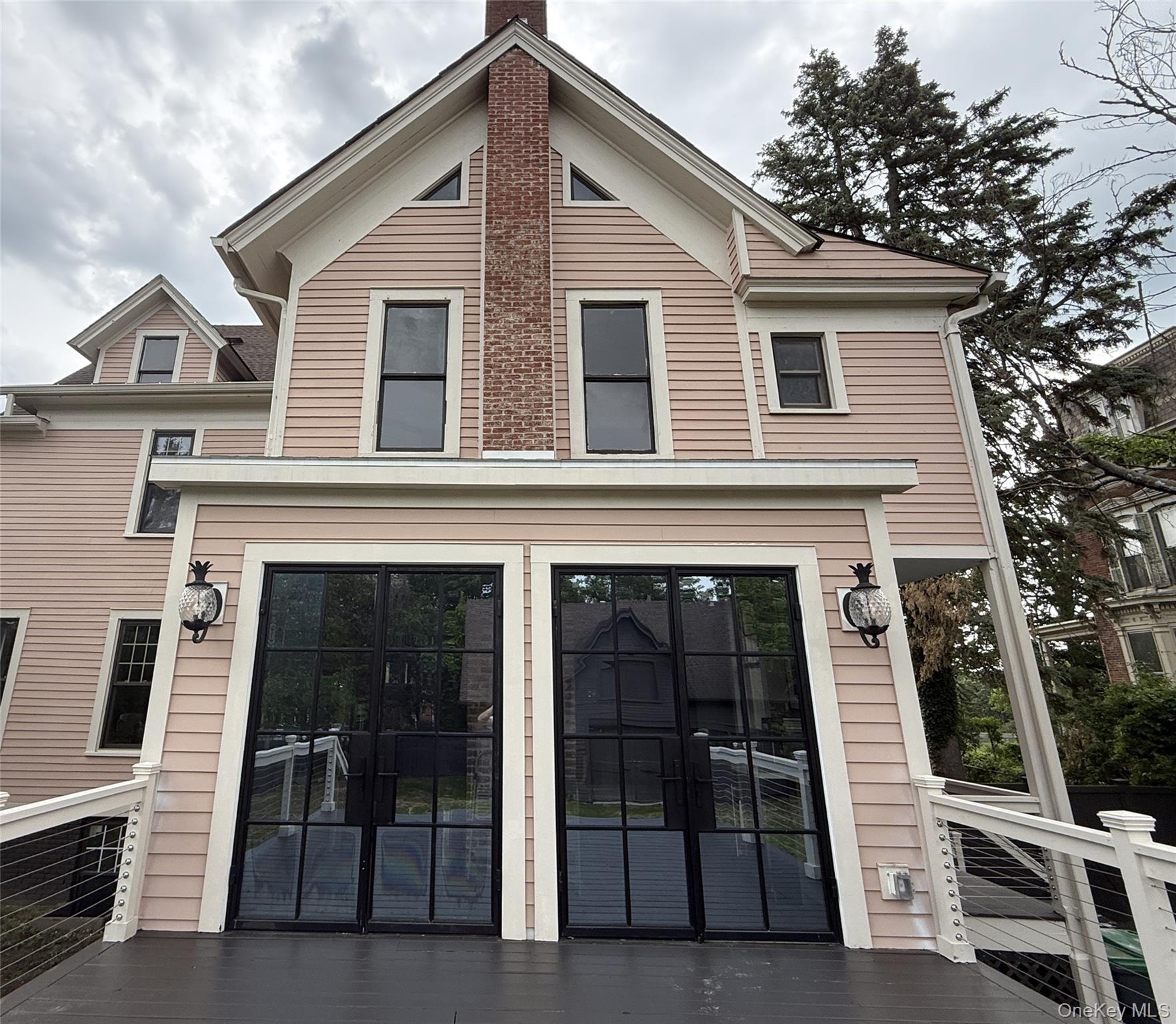 25 Prospect Avenue, Catskill, NY 12414