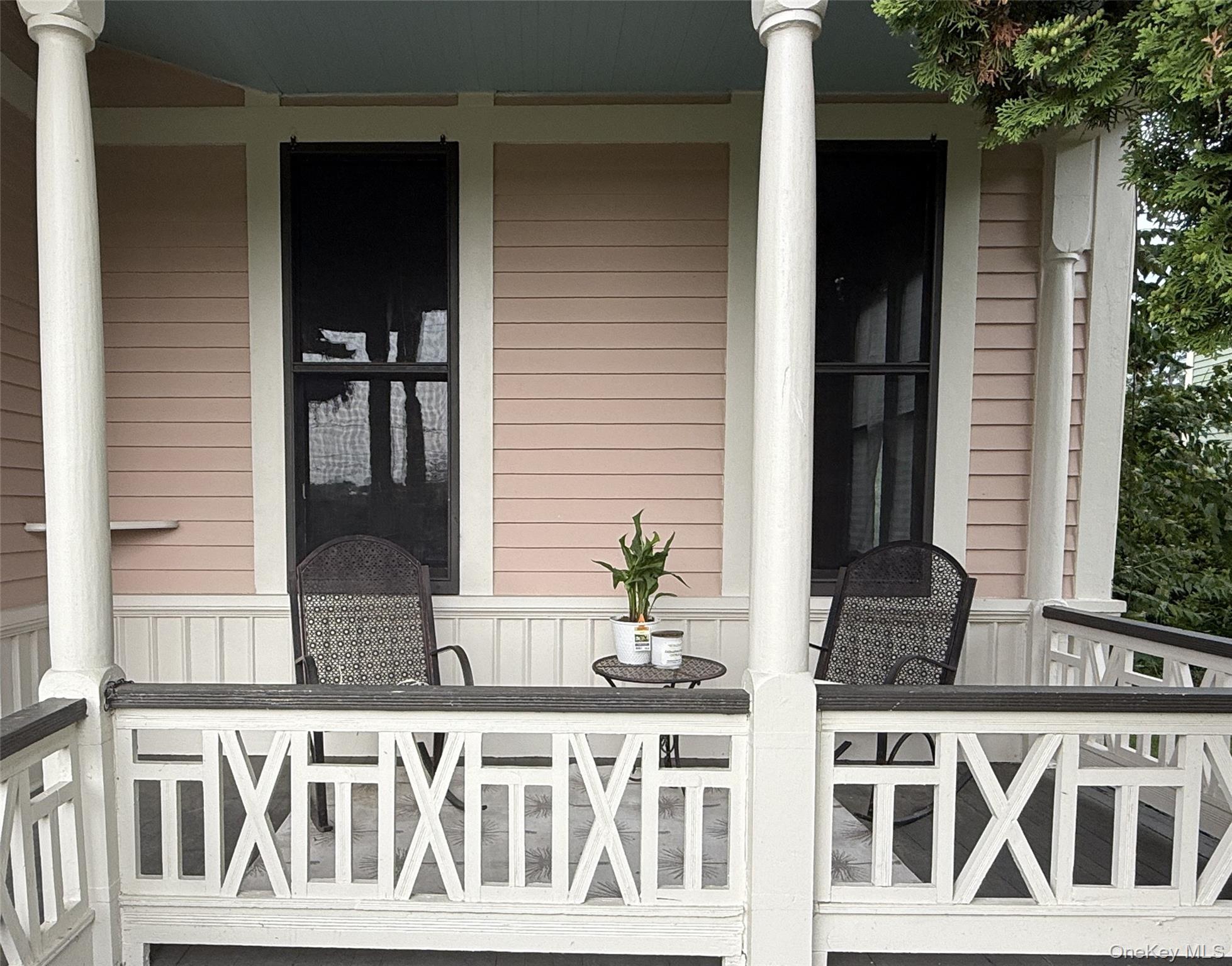 25 Prospect Avenue, Catskill, NY 12414