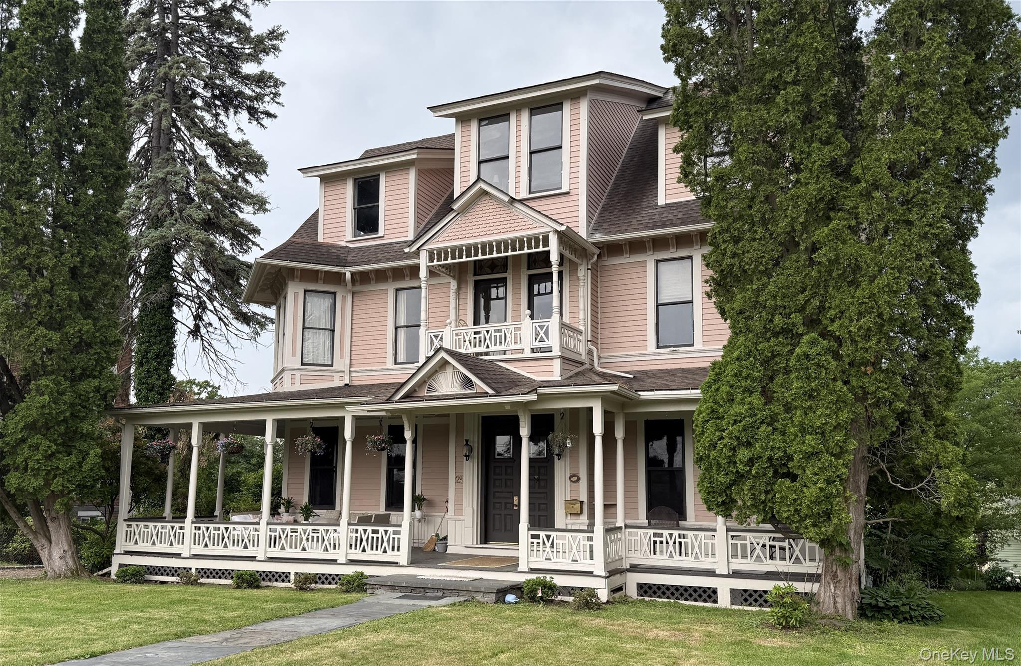 25 Prospect Avenue, Catskill, NY 12414