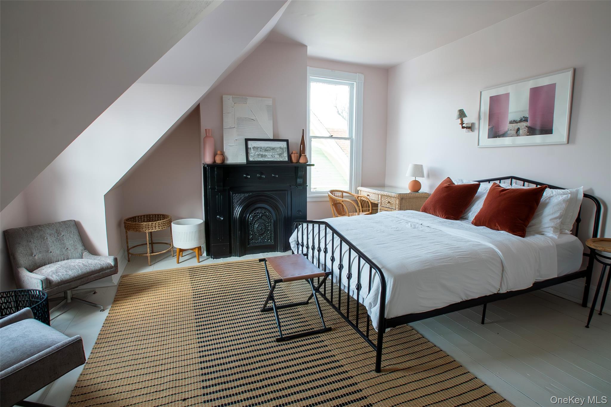 25 Prospect Avenue, Catskill, NY 12414