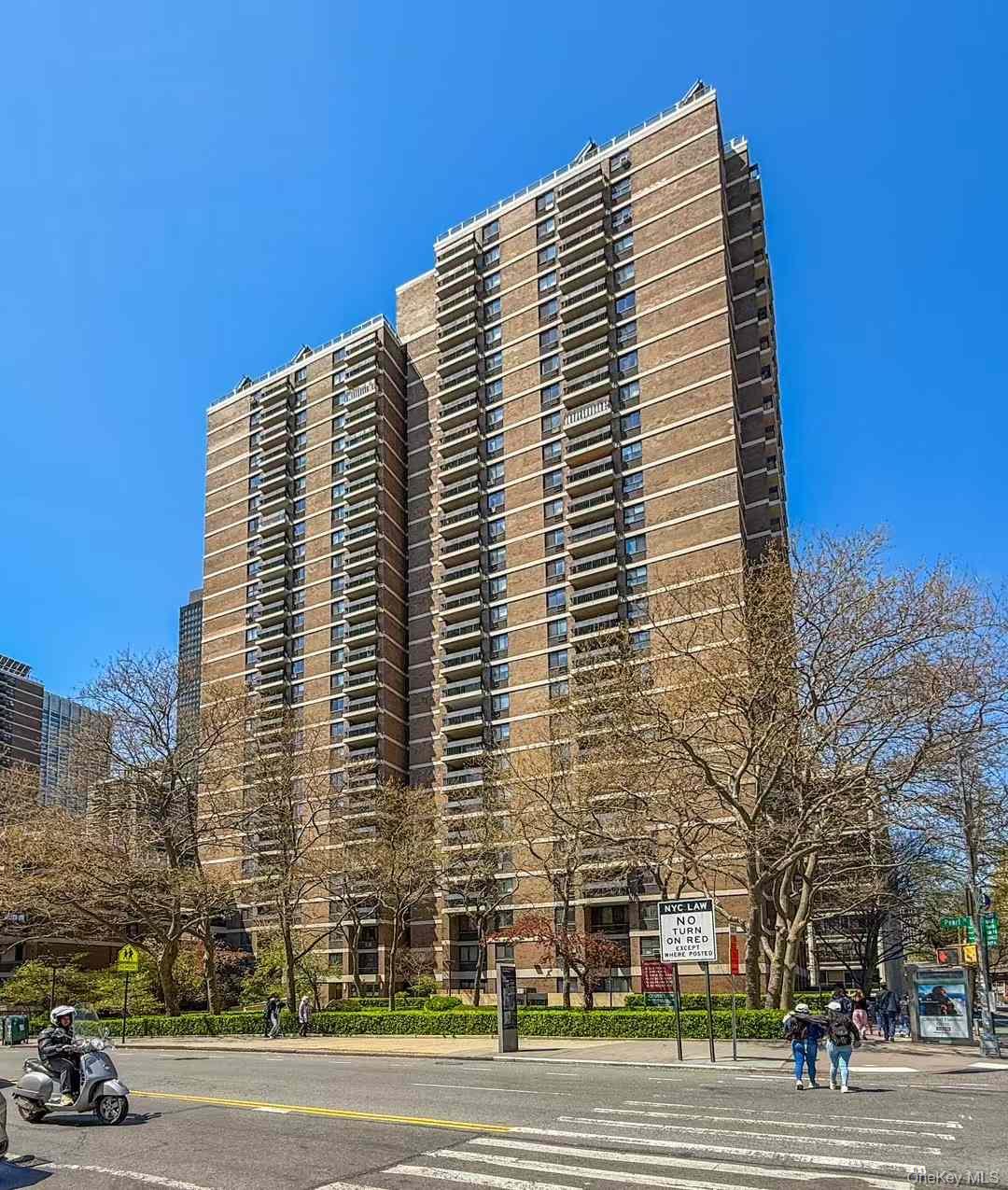 333 Pearl Street # 3M, New York (Manhattan), NY 10038