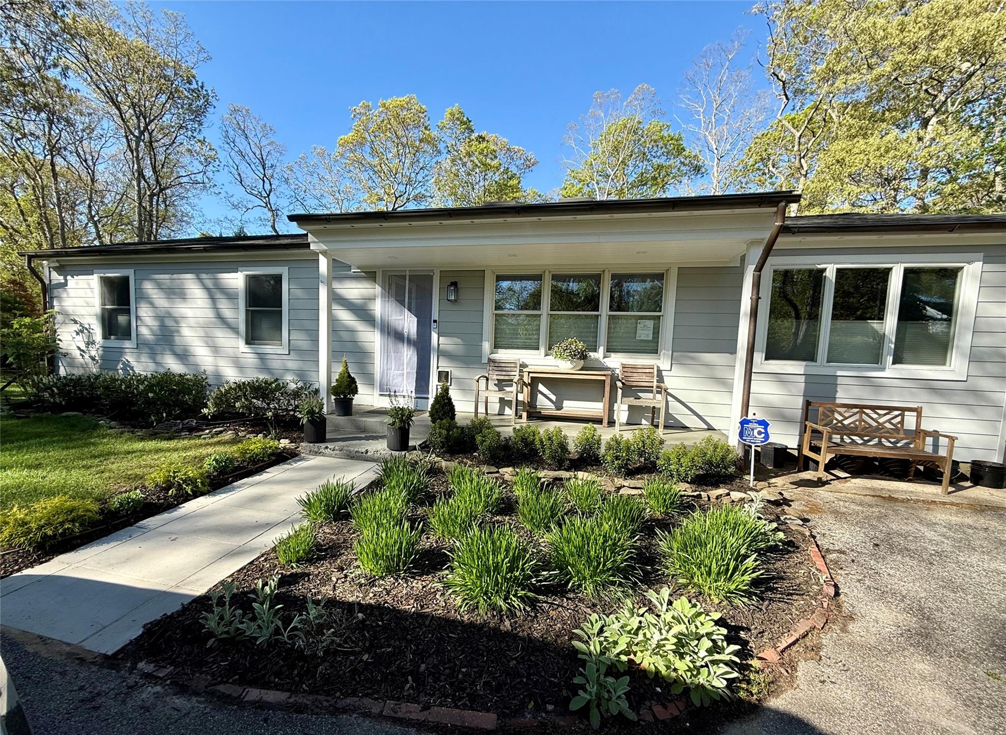 11 Post Crossing, East Quogue, NY 11942