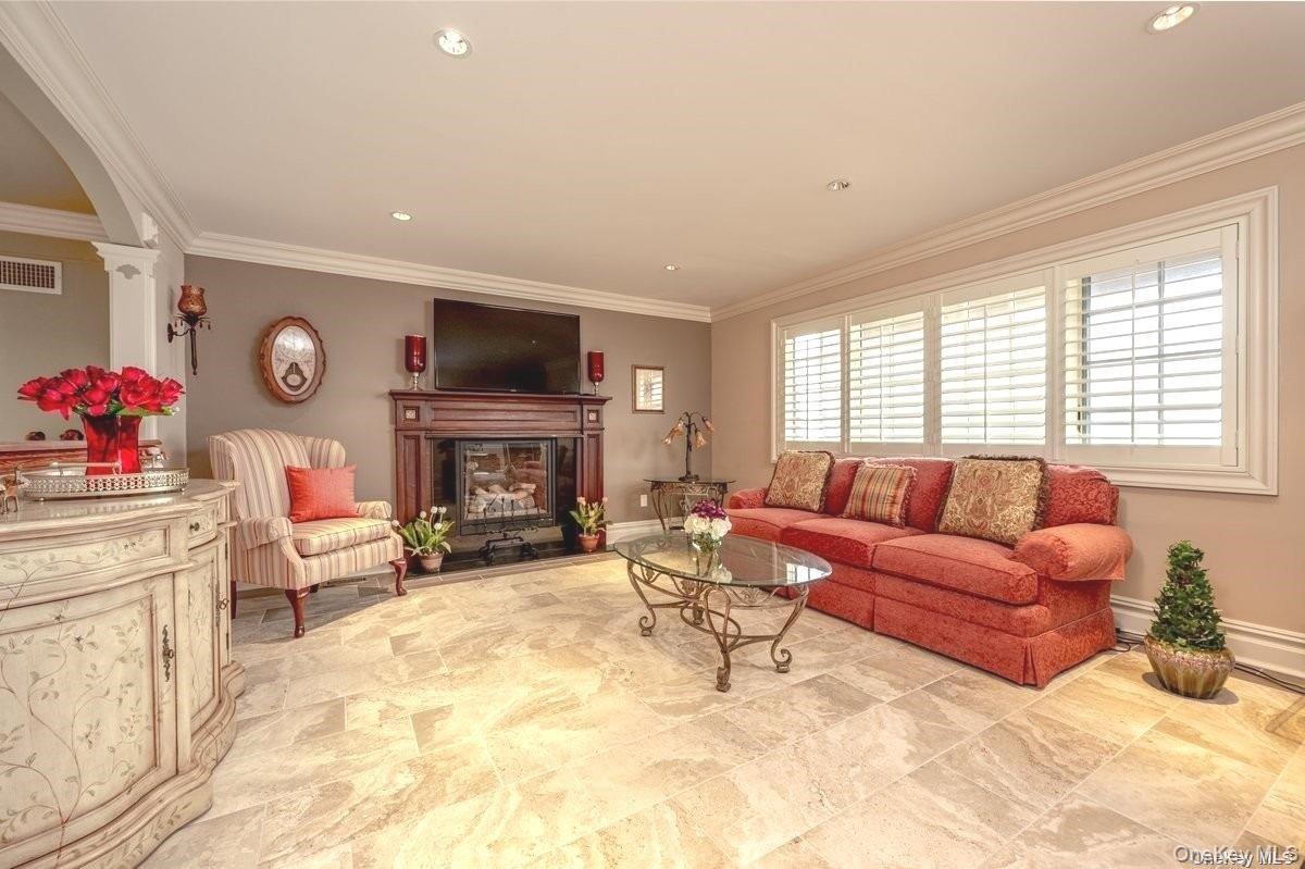 91 Virginia Avenue, Long Beach, NY 11561