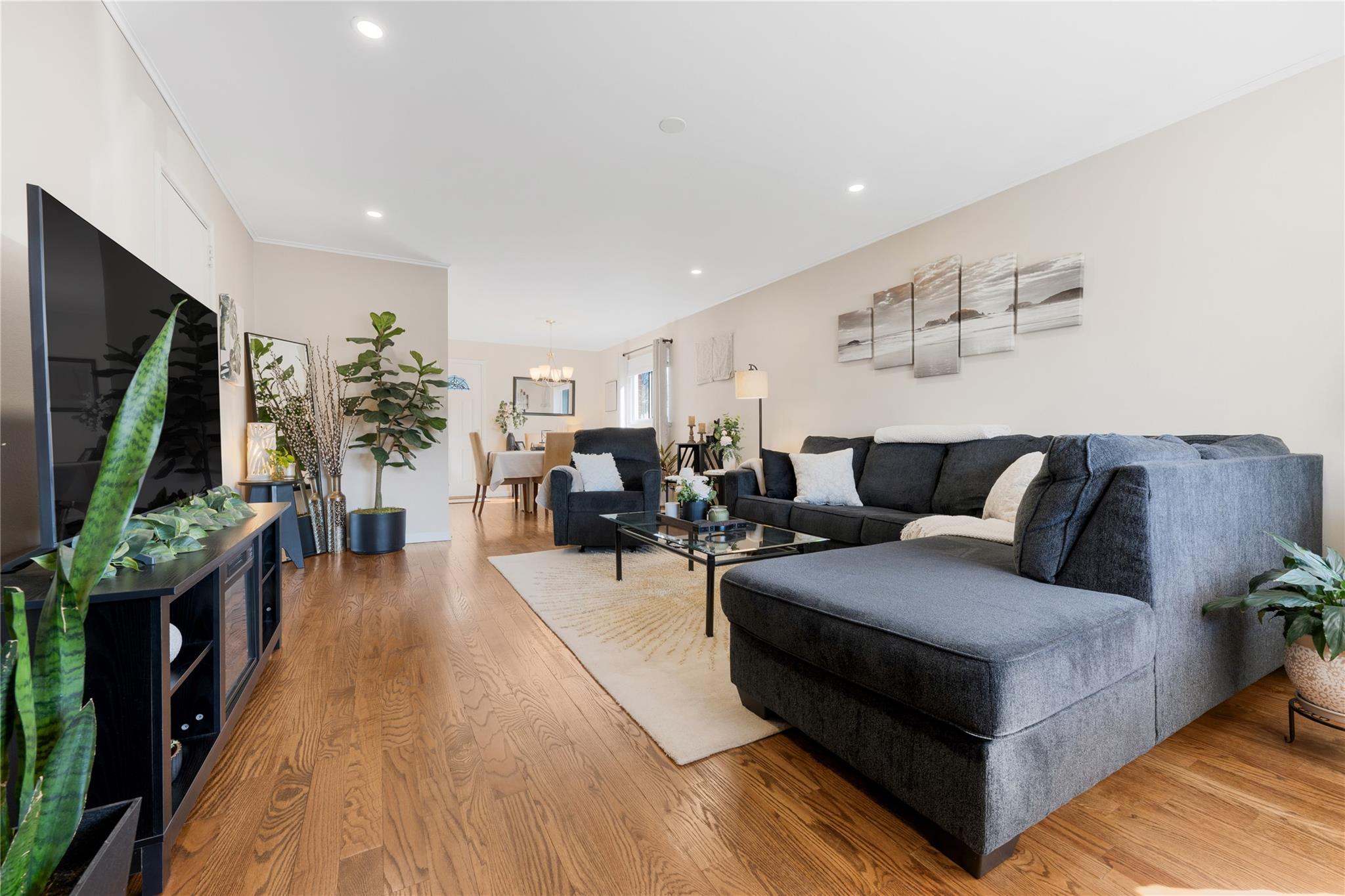 6403 136th Street, Flushing, NY 11367